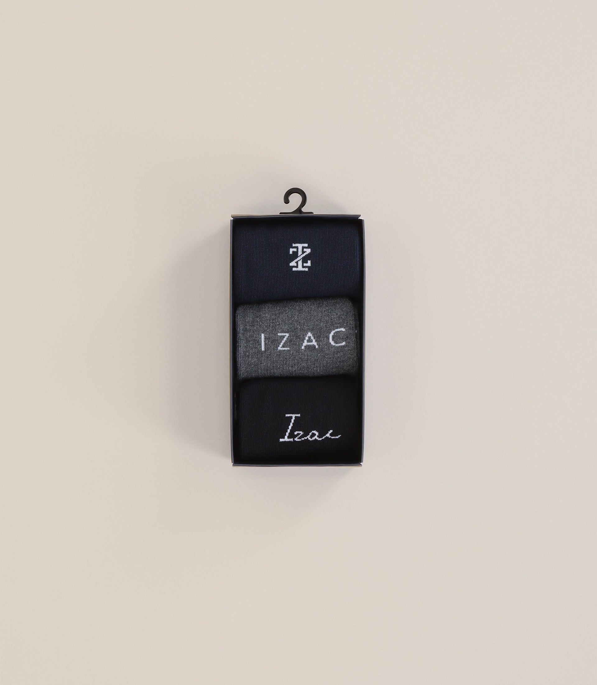 Boite de chaussettes marine - IZAC
