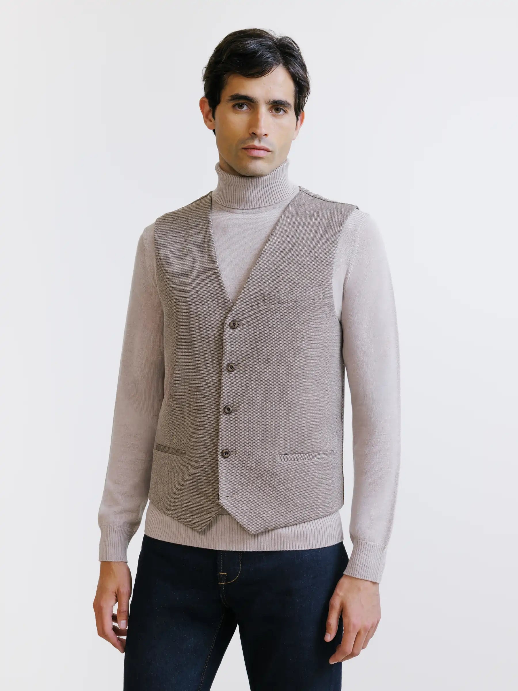 Beige casual vest