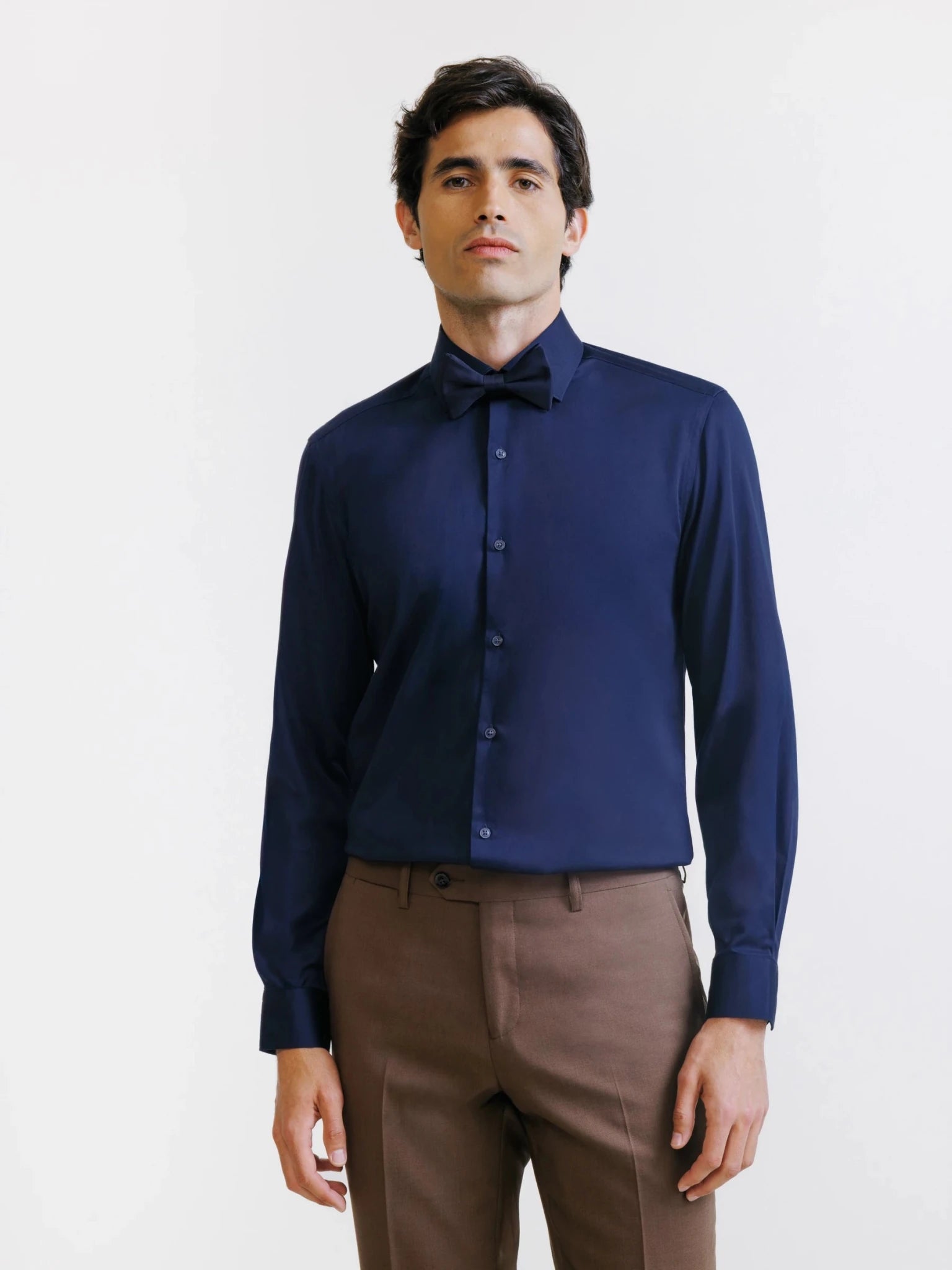 Chemise slim en satin de coton marine - IZAC