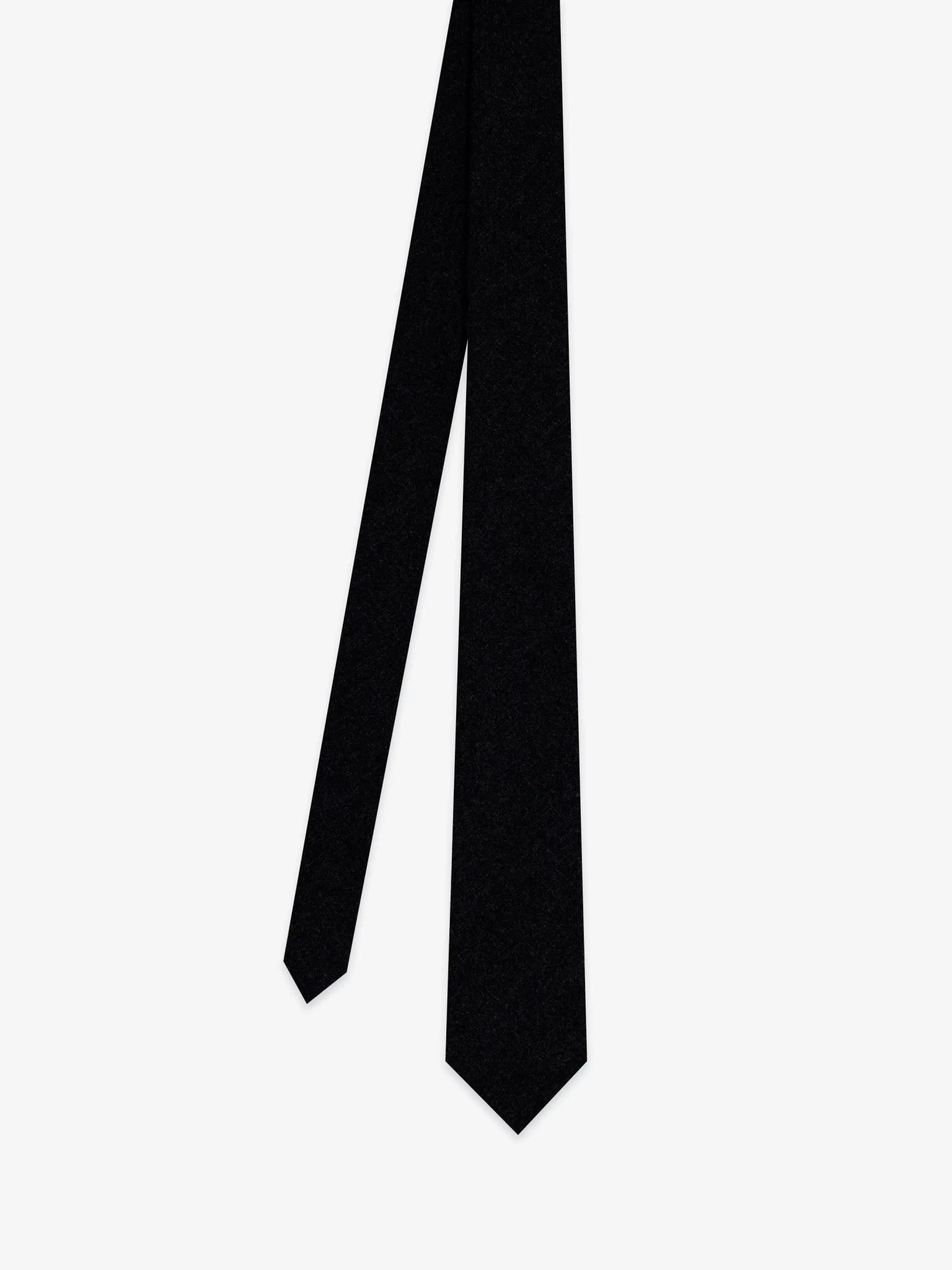 Cravate unie flanelle noire - IZAC