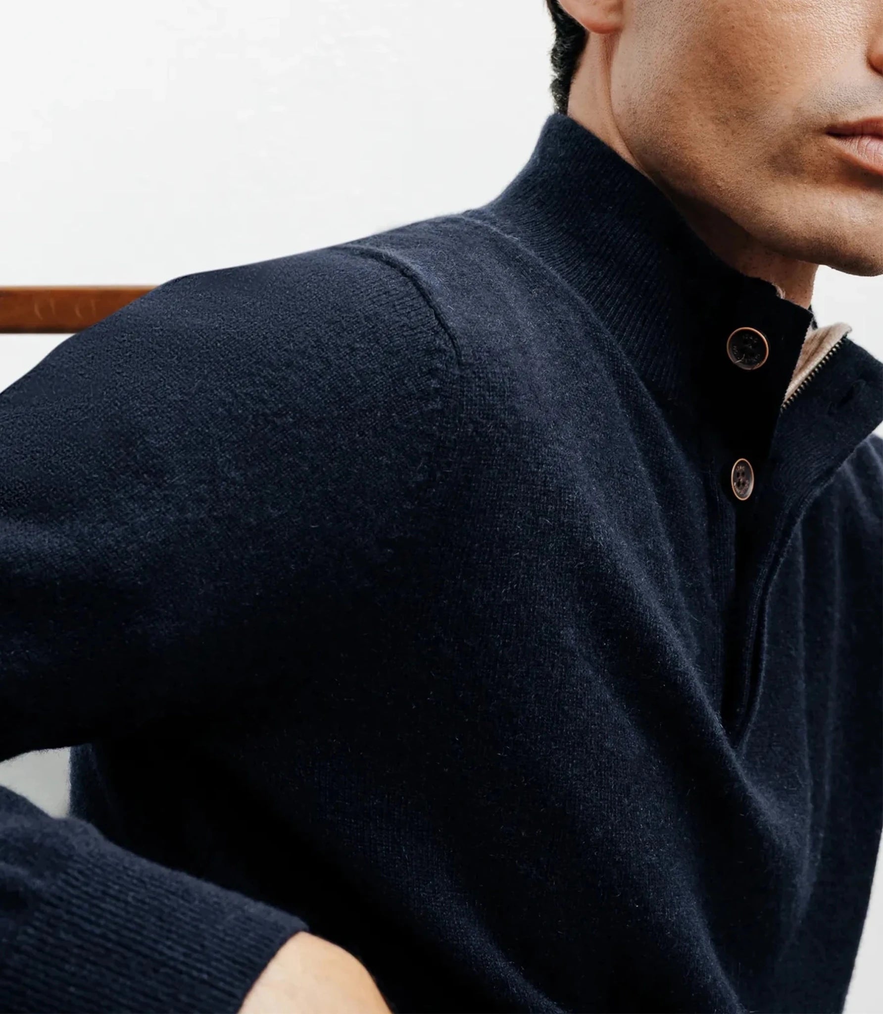 Pull col montant 100% cachemire marine - IZAC
