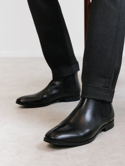 Bottine chelsea en cuir lisse noir - IZAC