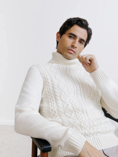 Pull col roulé en maille torsadée écru - IZAC