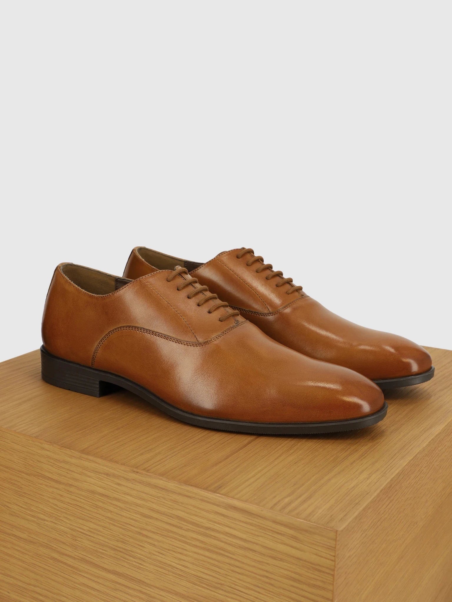 Richelieu en cuir marron - IZAC