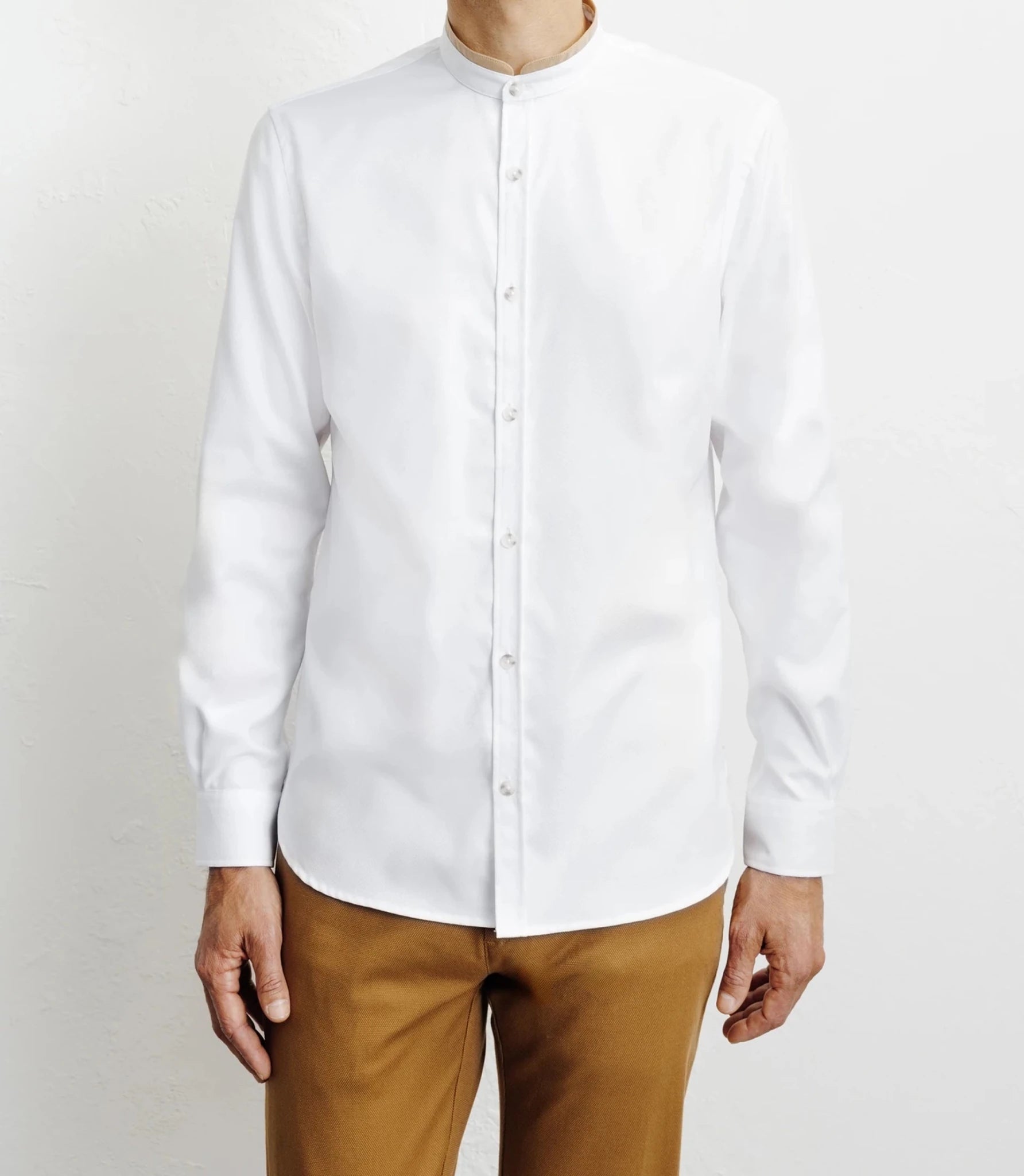 Chemise casual col mao avec coudière en suède blanche - IZAC