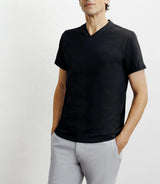 T-shirt col V noir - IZAC