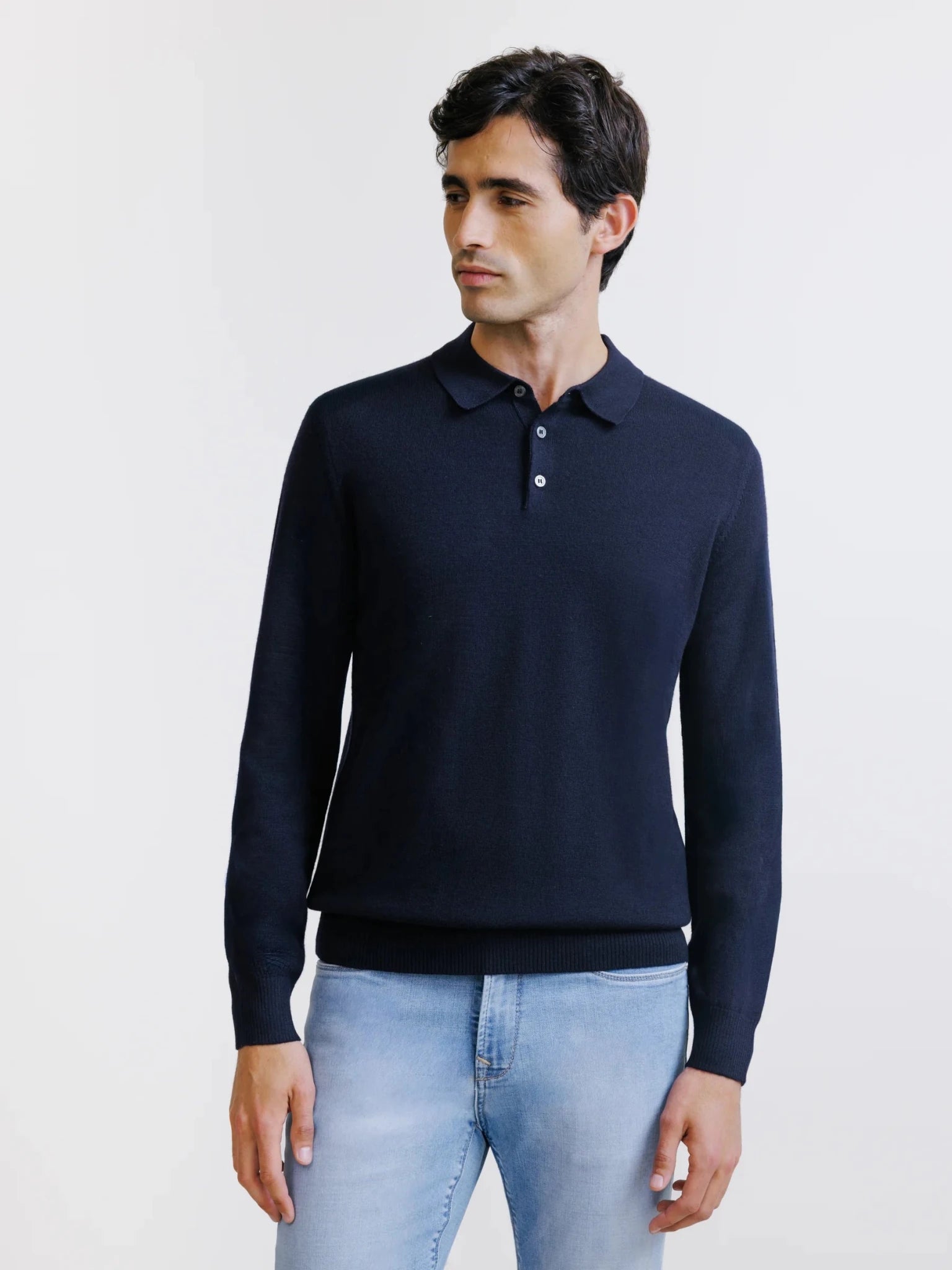 Pull col polo boutonné en laine mérinos marine - IZAC