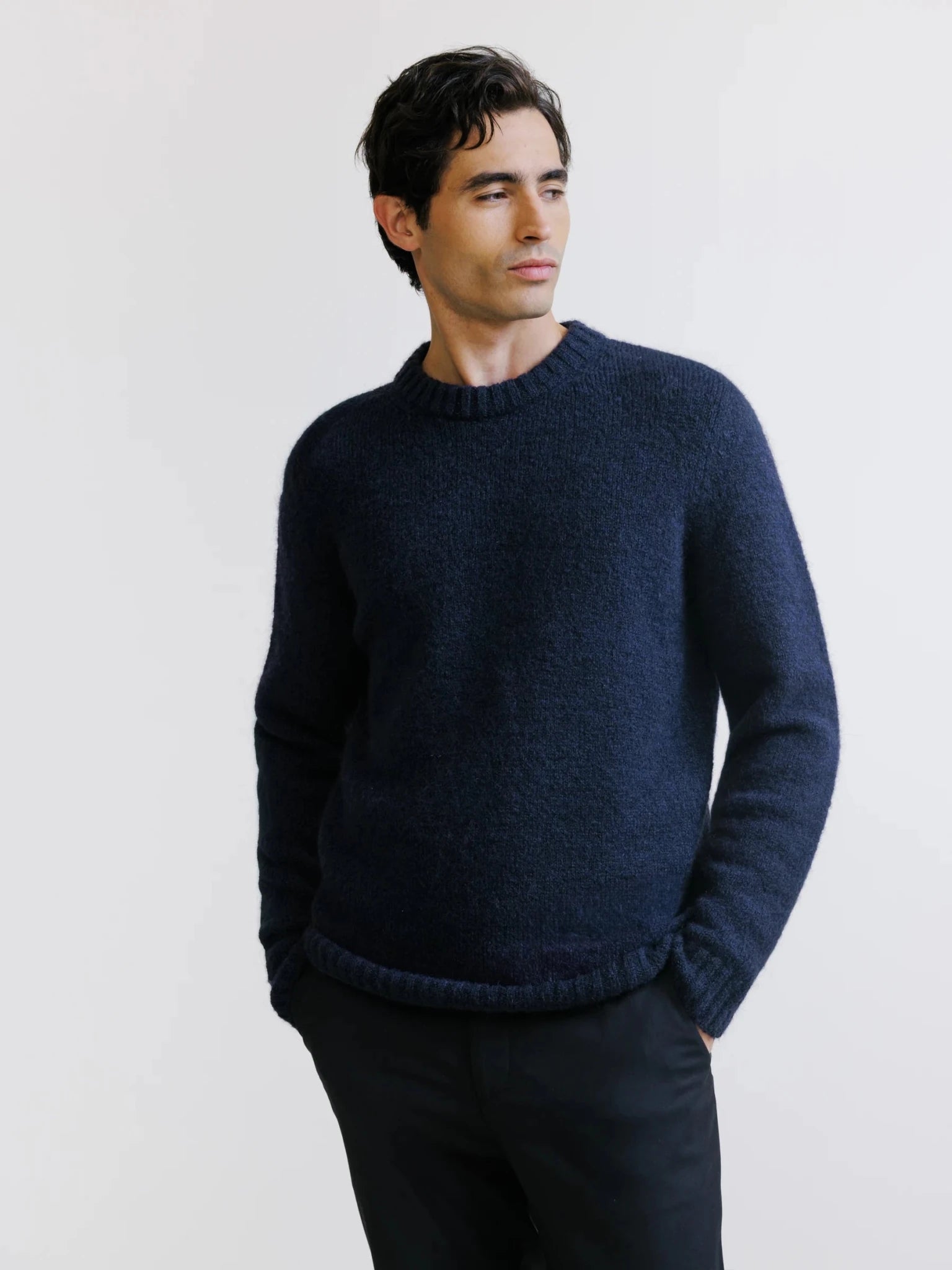 Pull col rond marine - IZAC
