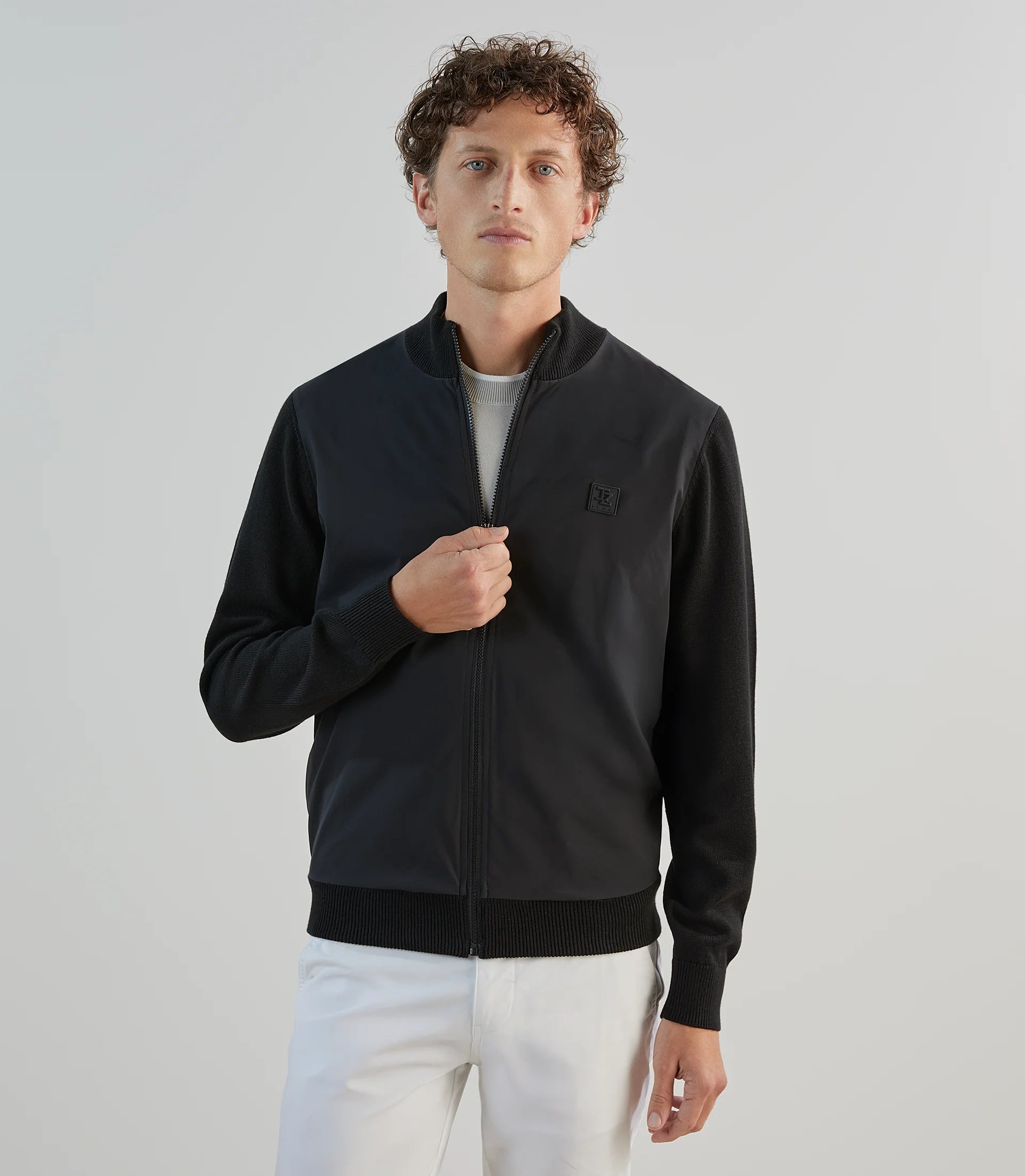 Gilet col montant bi - matière noir - IZAC