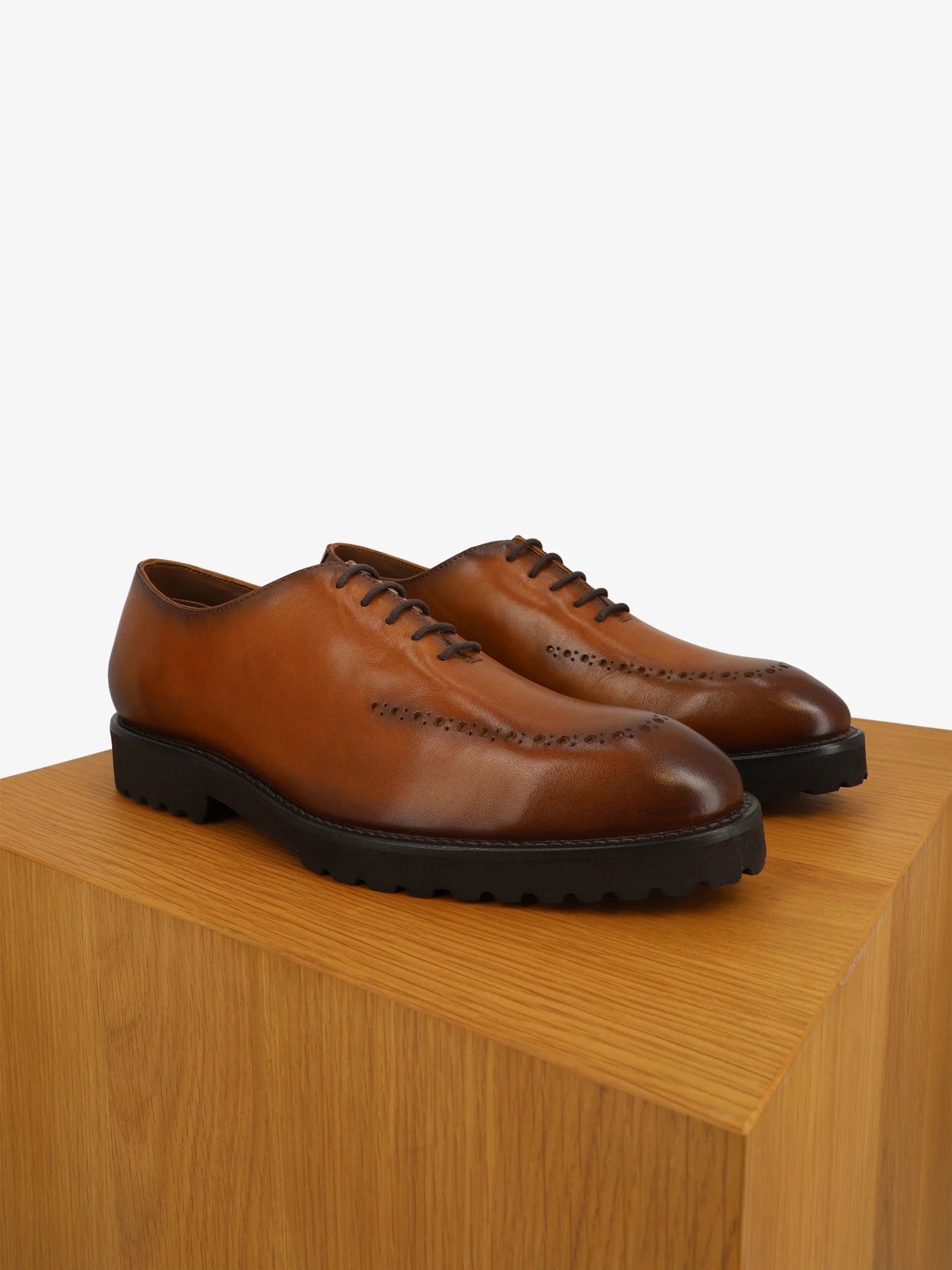 Richelieu en cuir marron - IZAC