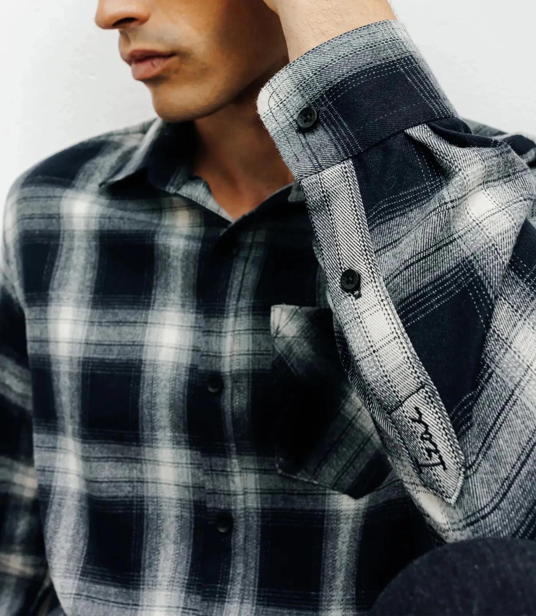 Chemise casual à petits carreaux marine - IZAC