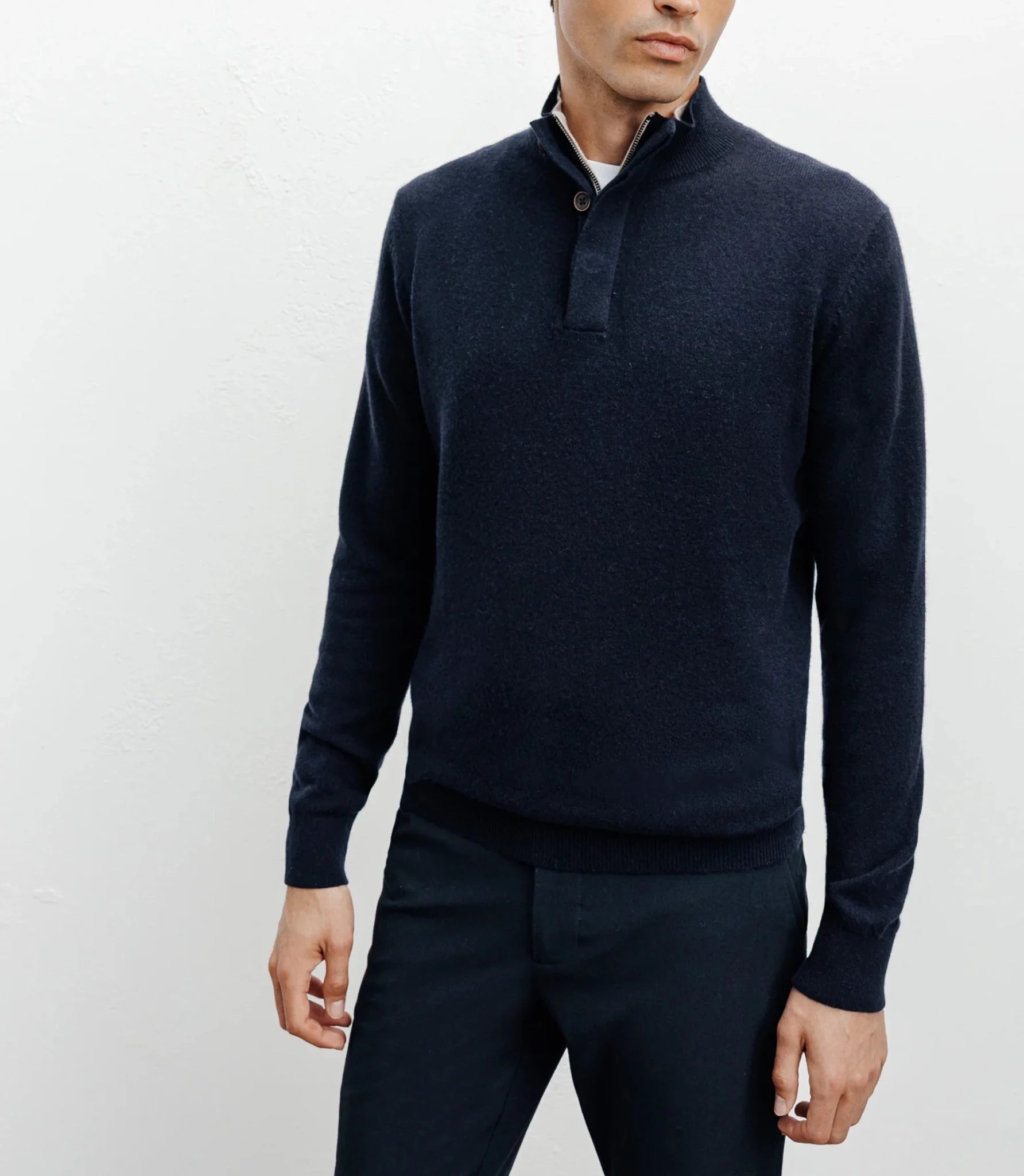 Pull col montant 100% cachemire marine - IZAC
