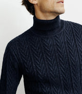 Pull col roulé torsadé marine - IZAC