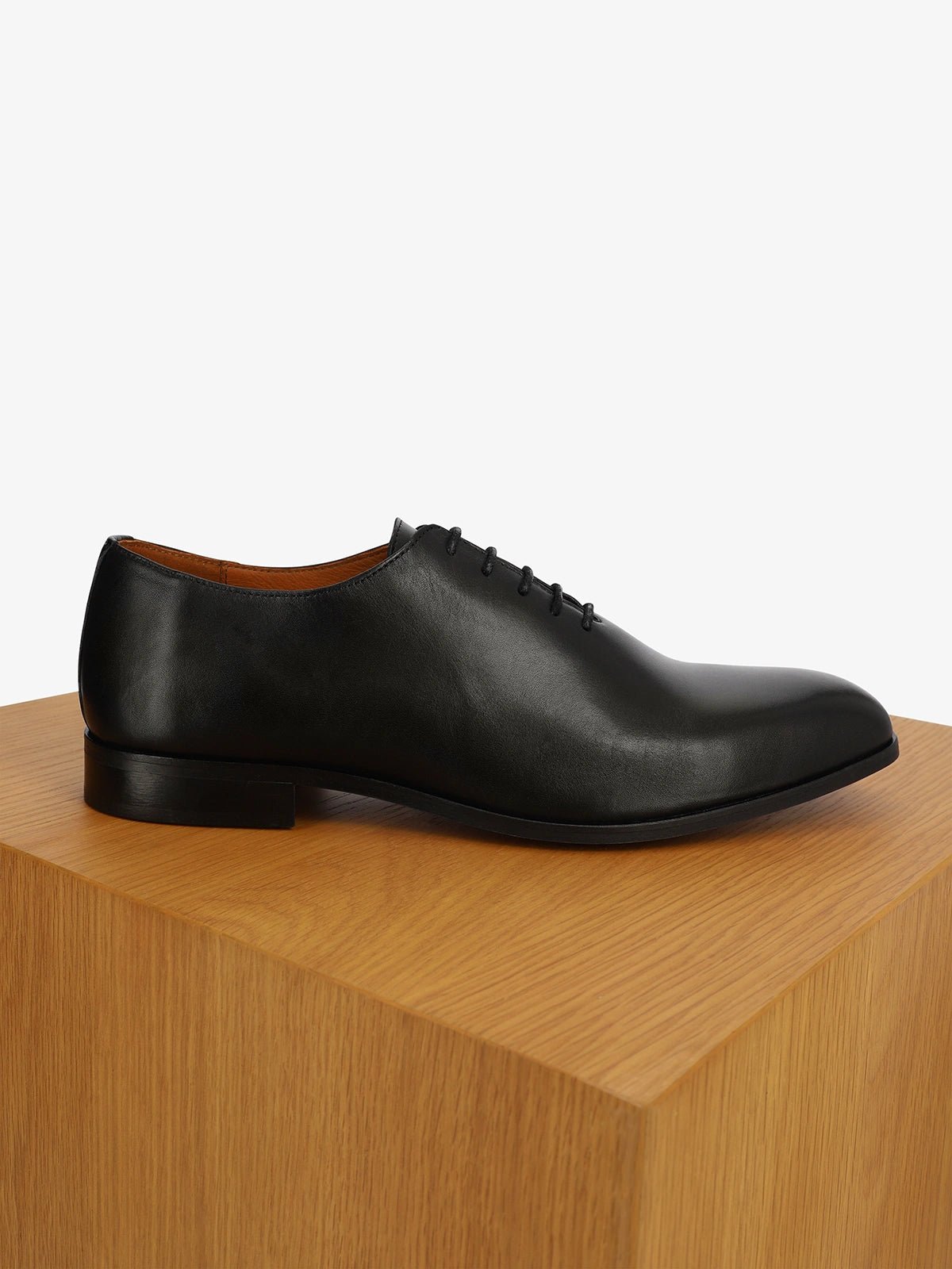 Chaussures richelieu en cuir noires - IZAC