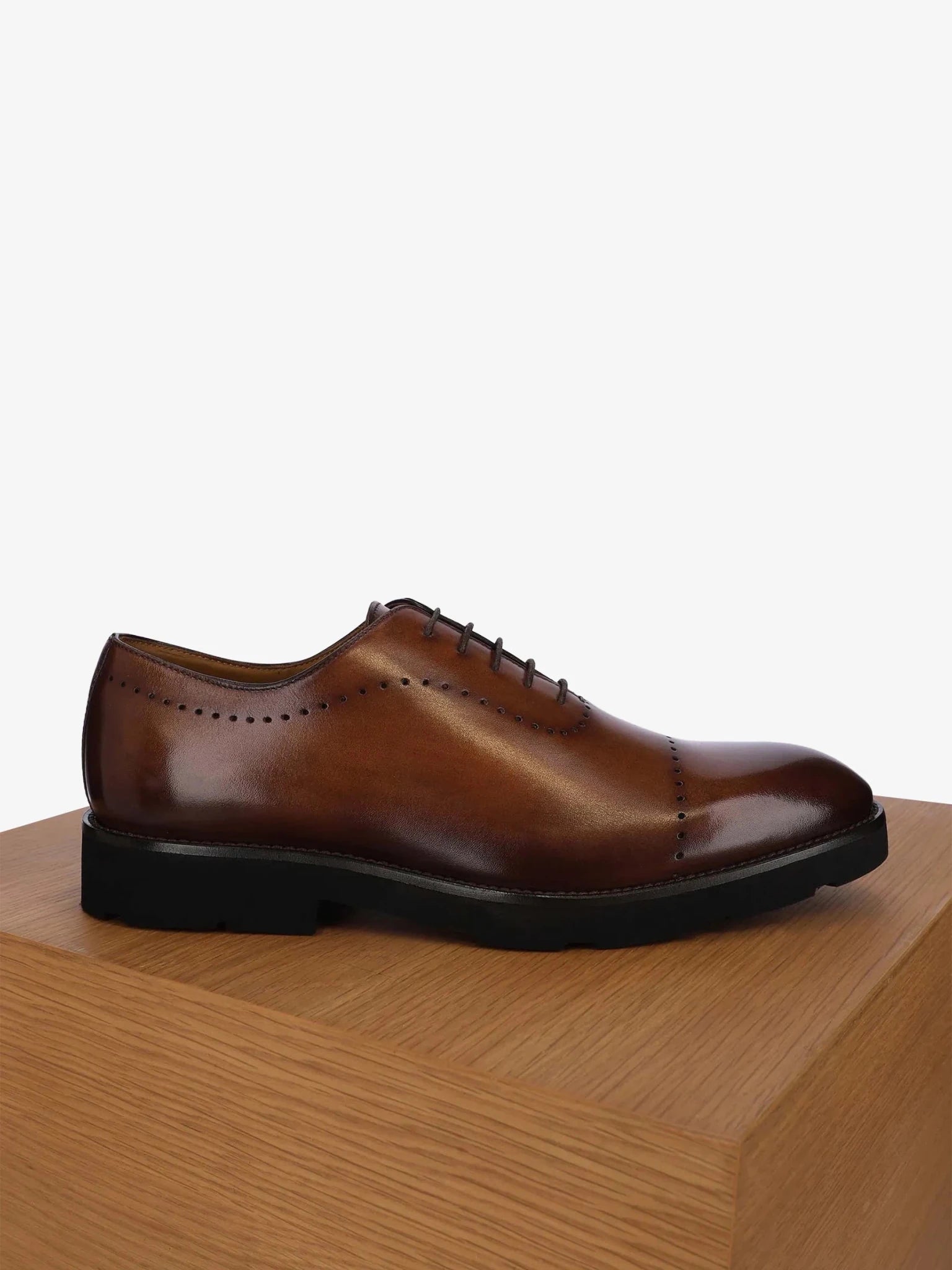 Richelieu en cuir marron - IZAC