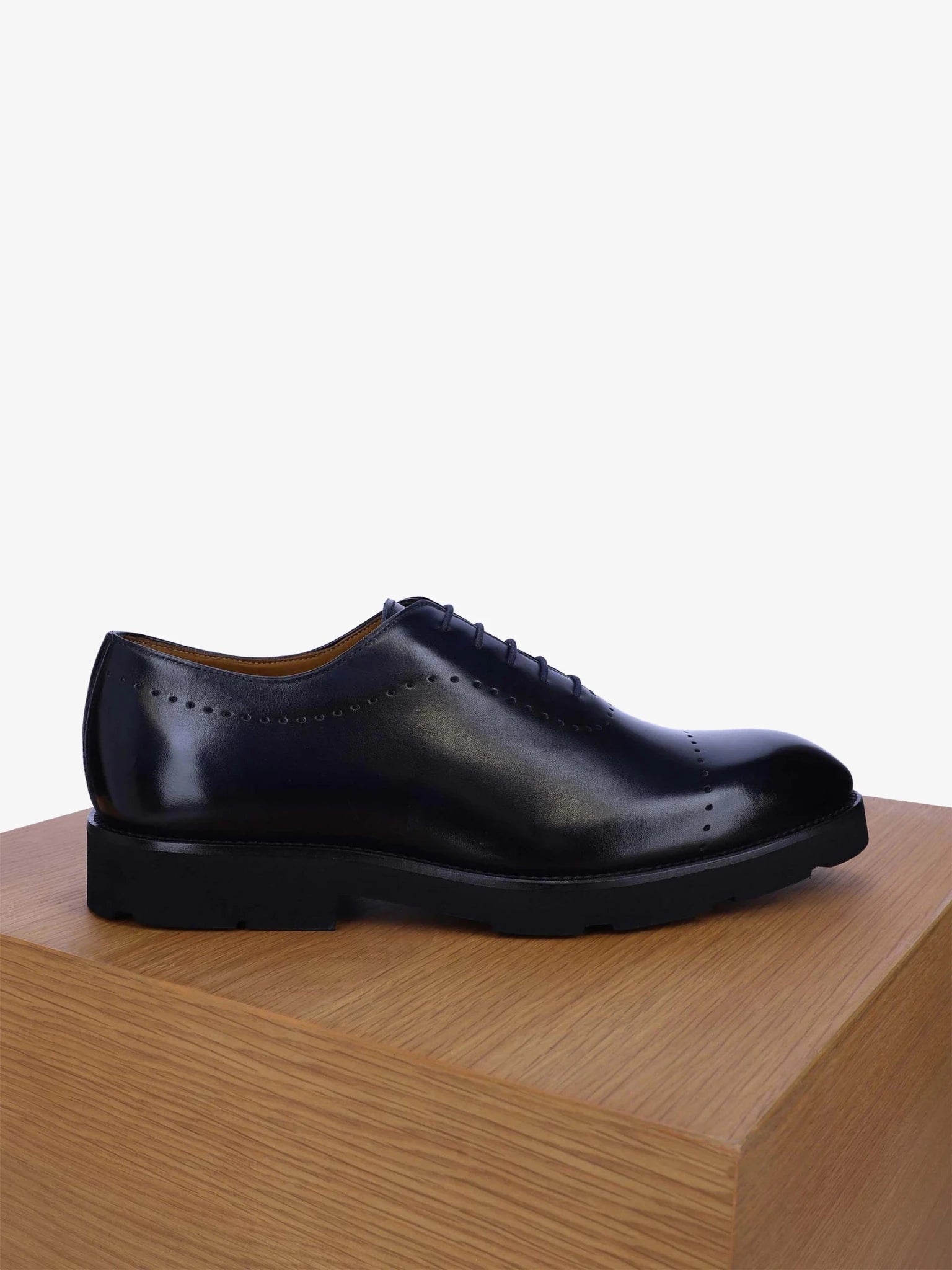 Richelieu en cuir marine - IZAC