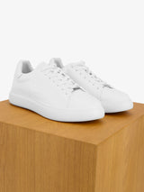 White leather sneakers shoes