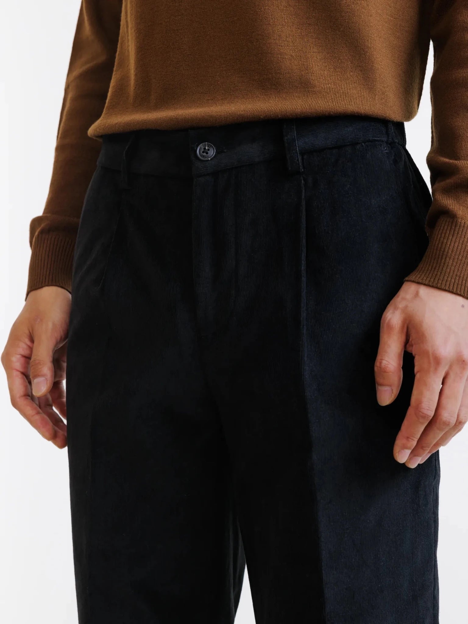 Pantalon ville en velours noir - IZAC