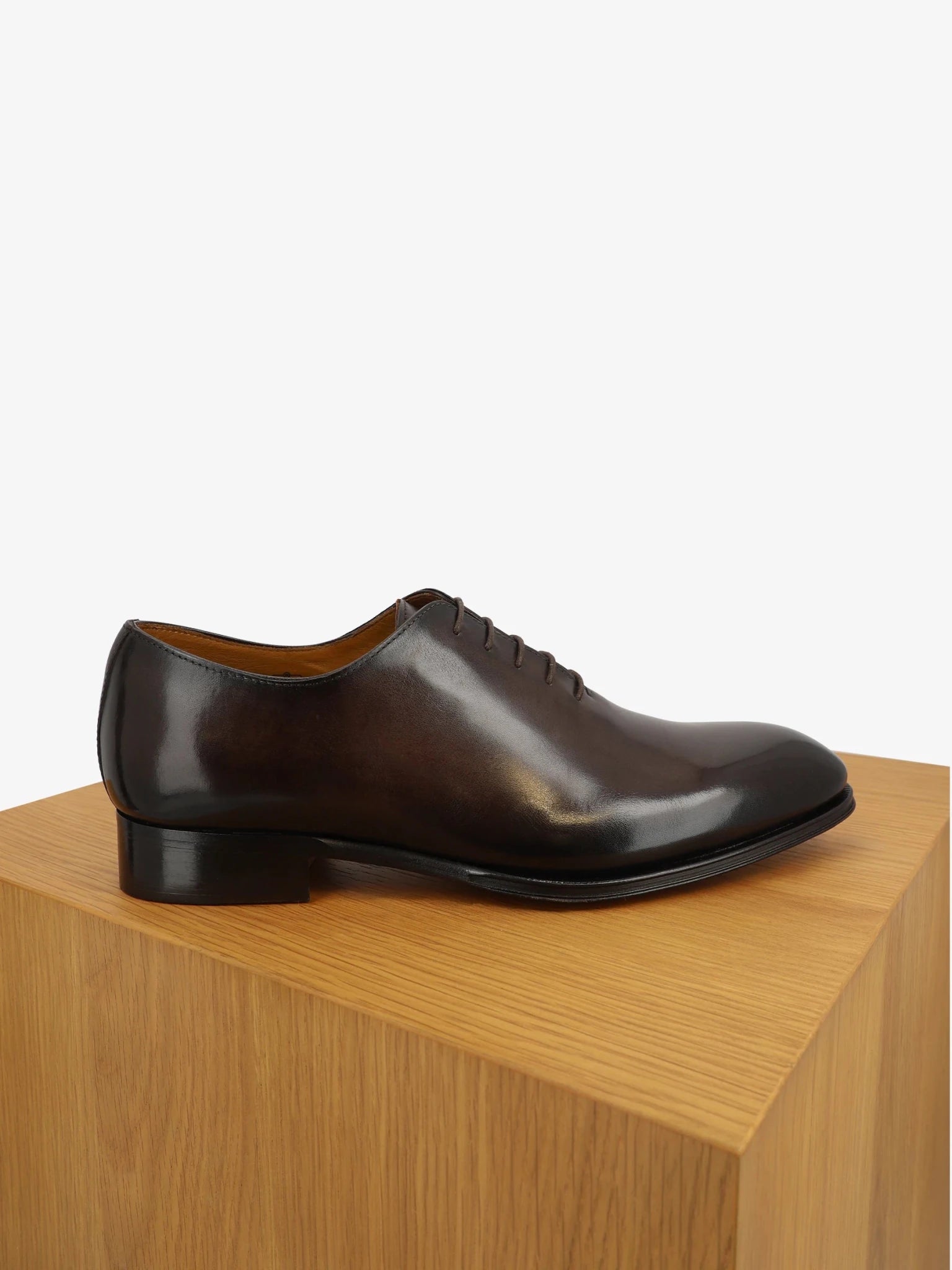 Richelieu en cuir marron foncé - IZAC
