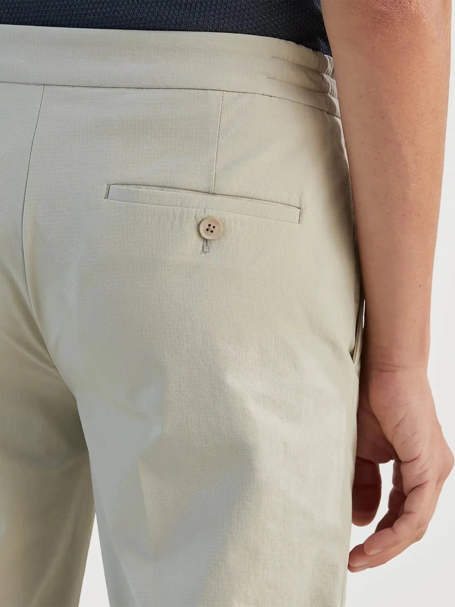 City trousers in mastic technical fabric