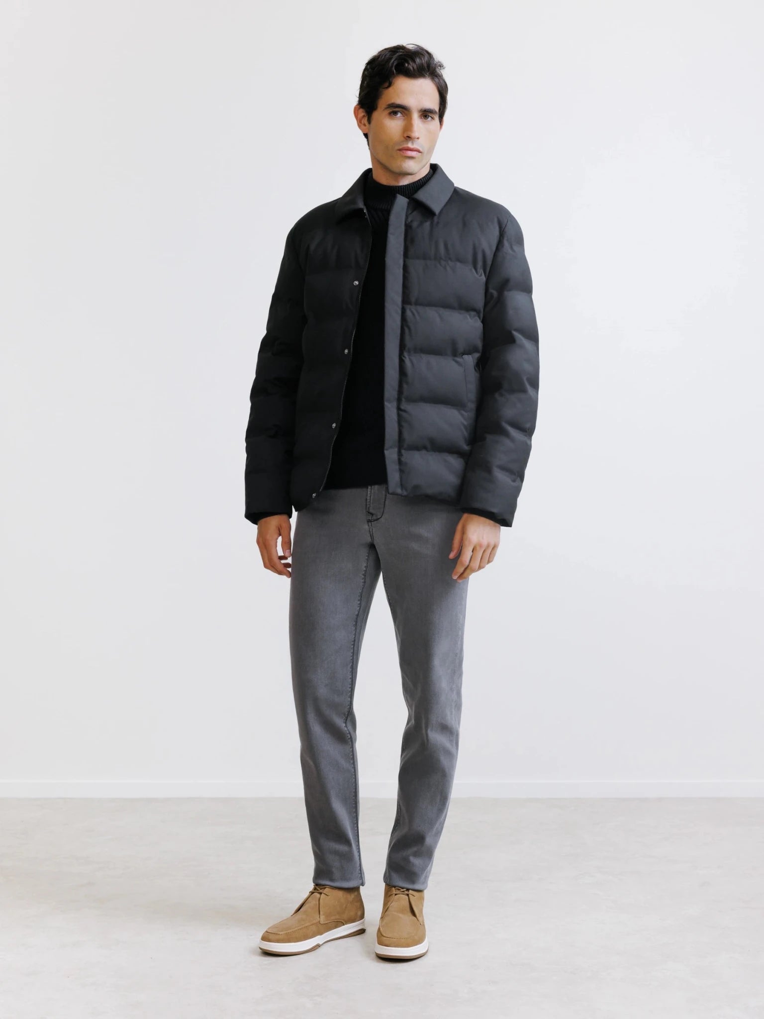 Doudoune courte col chemise noire - IZAC