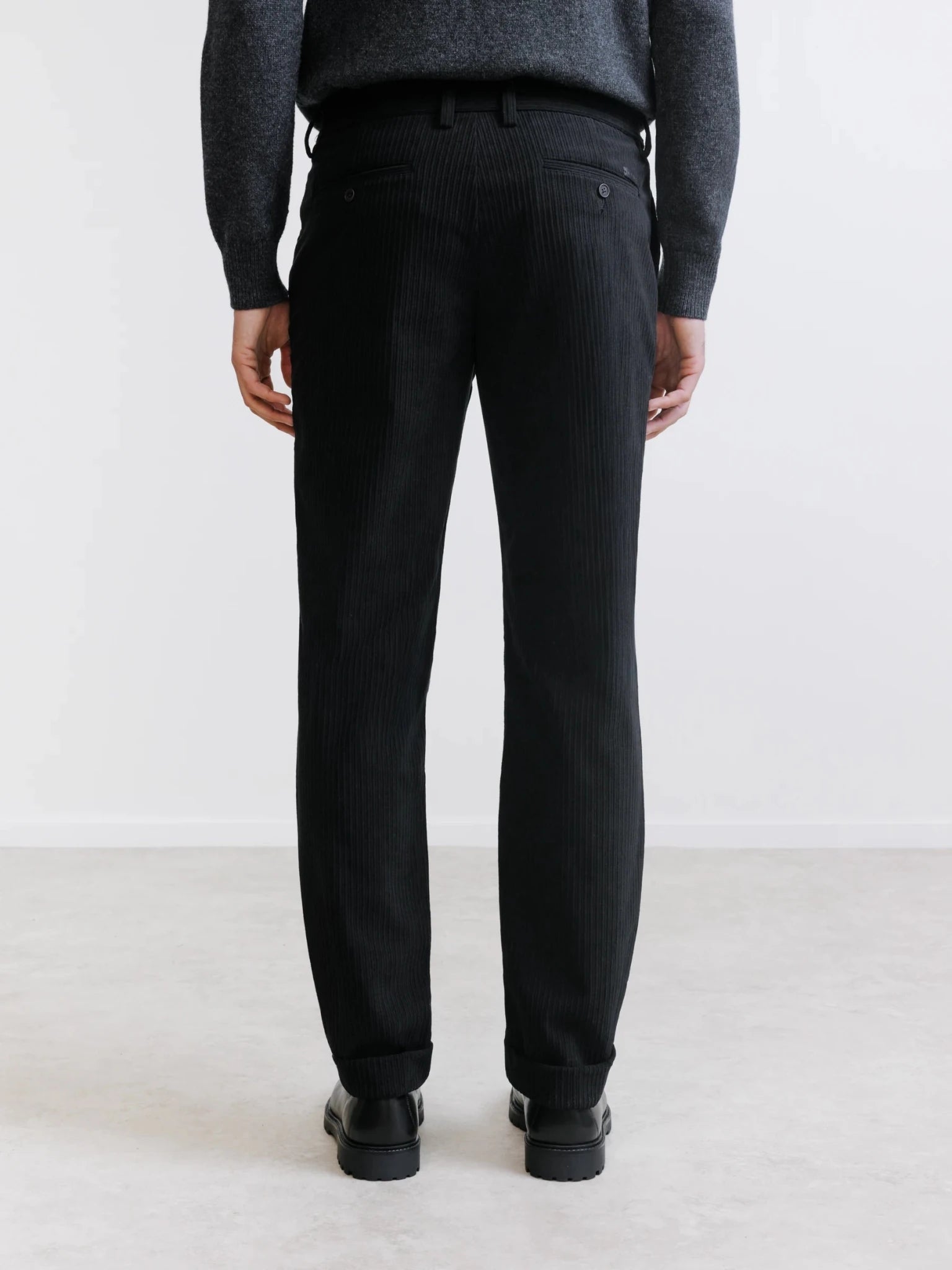 Pantalon en velours noir - IZAC