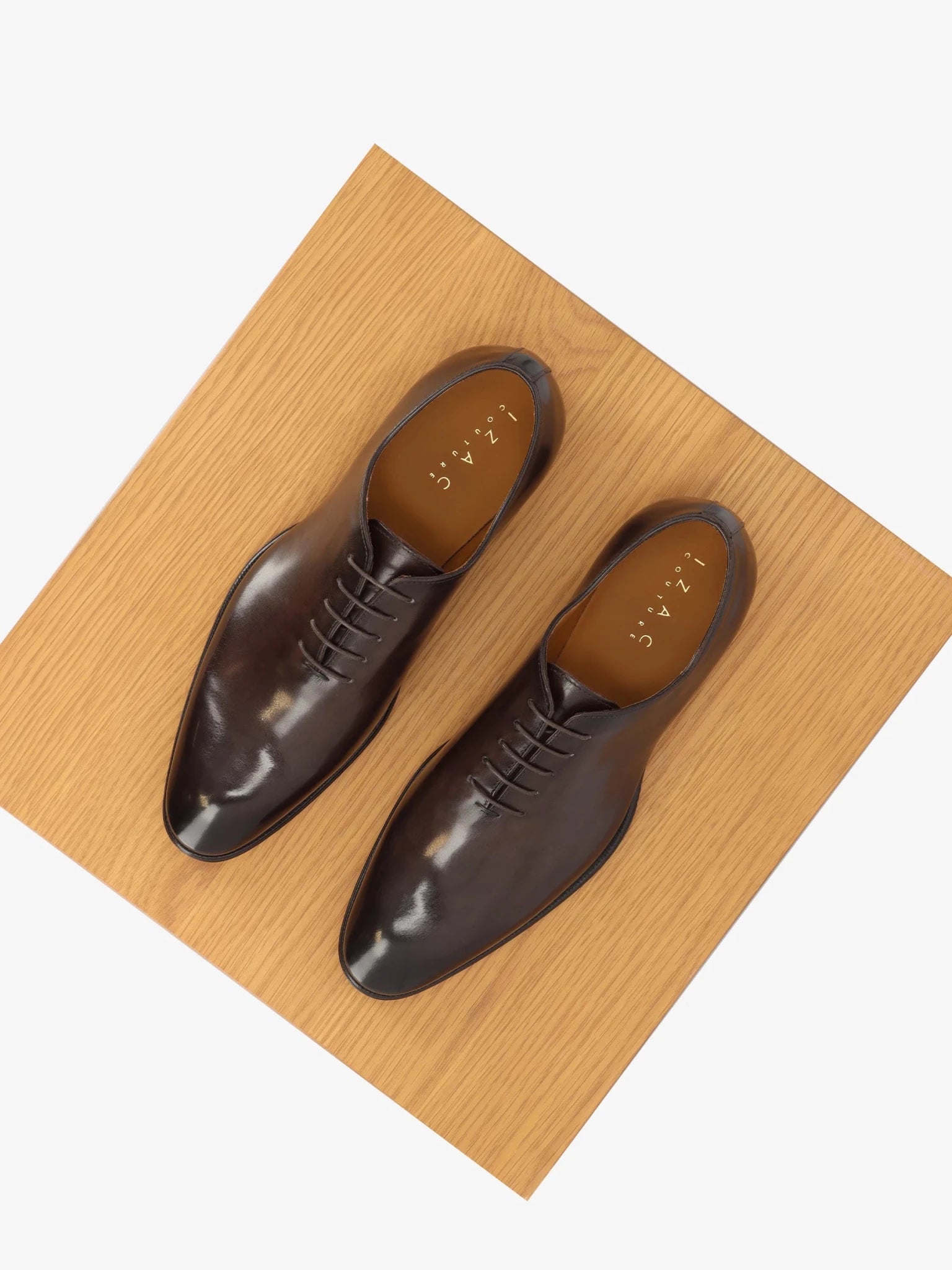 Richelieu en cuir marron foncé - IZAC