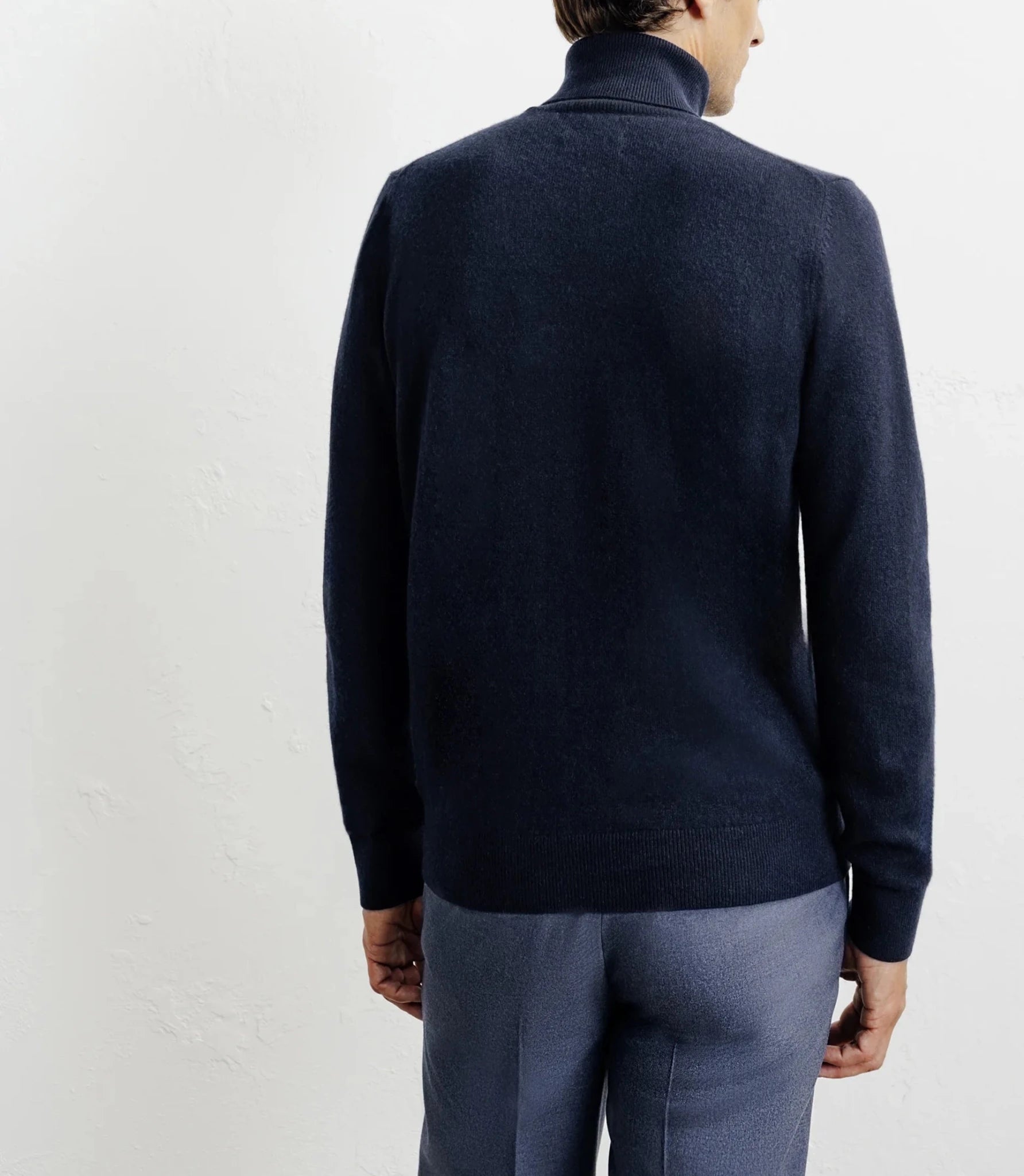 Pull col roulé 100% cachemire marine - IZAC
