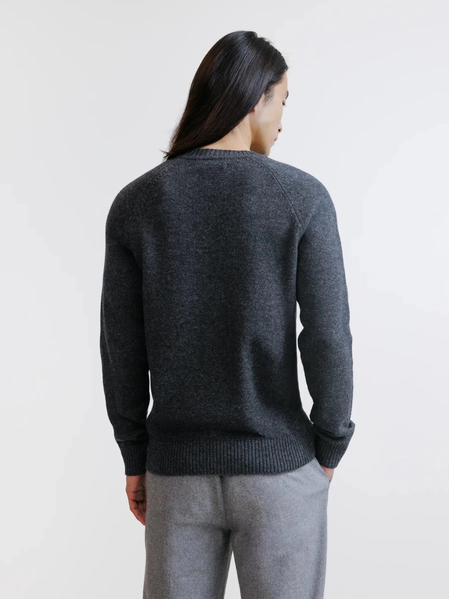 Pull en laine col rond anthracite - IZAC