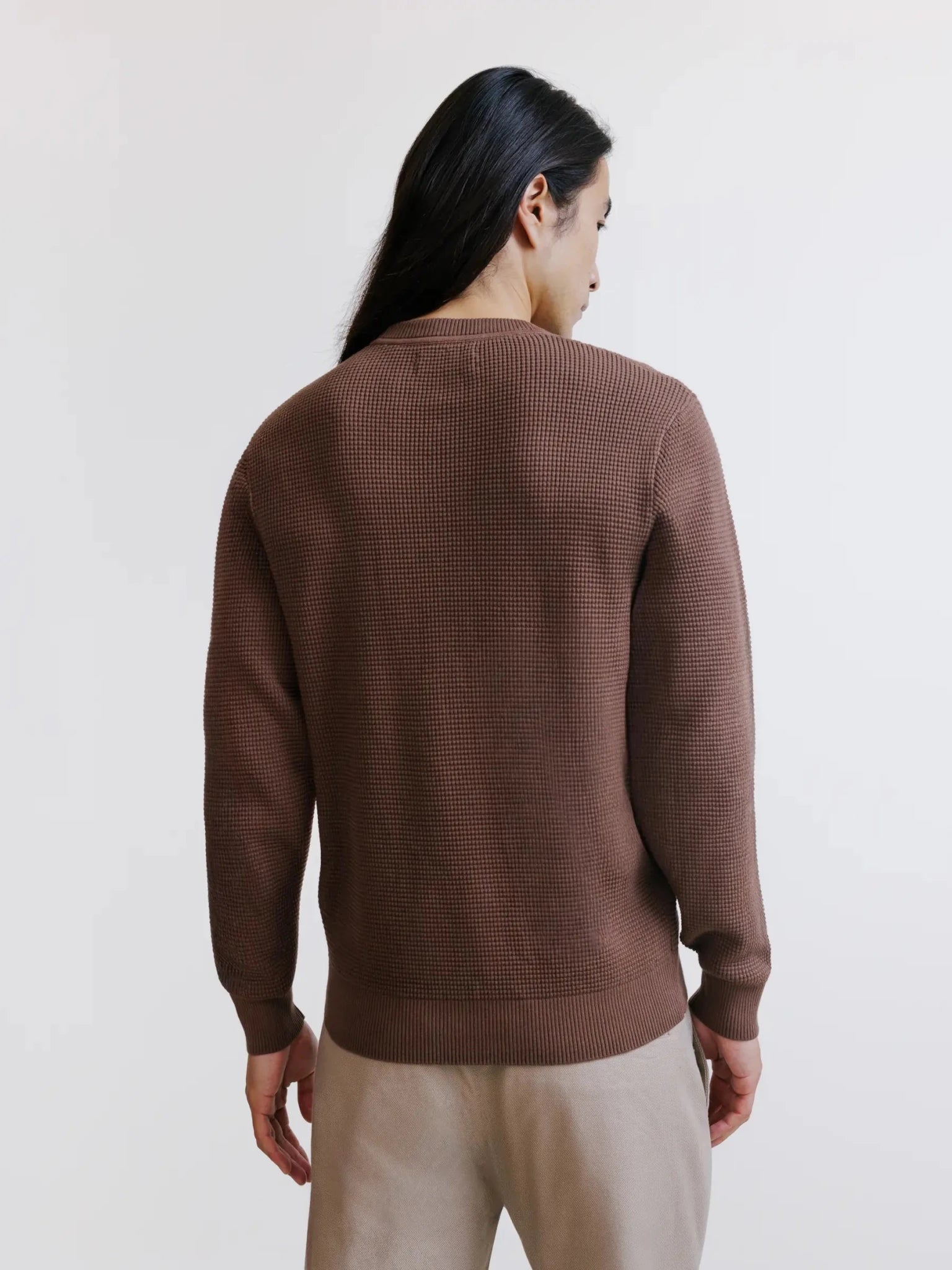 Pull col rond à jeu de points tabac - IZAC
