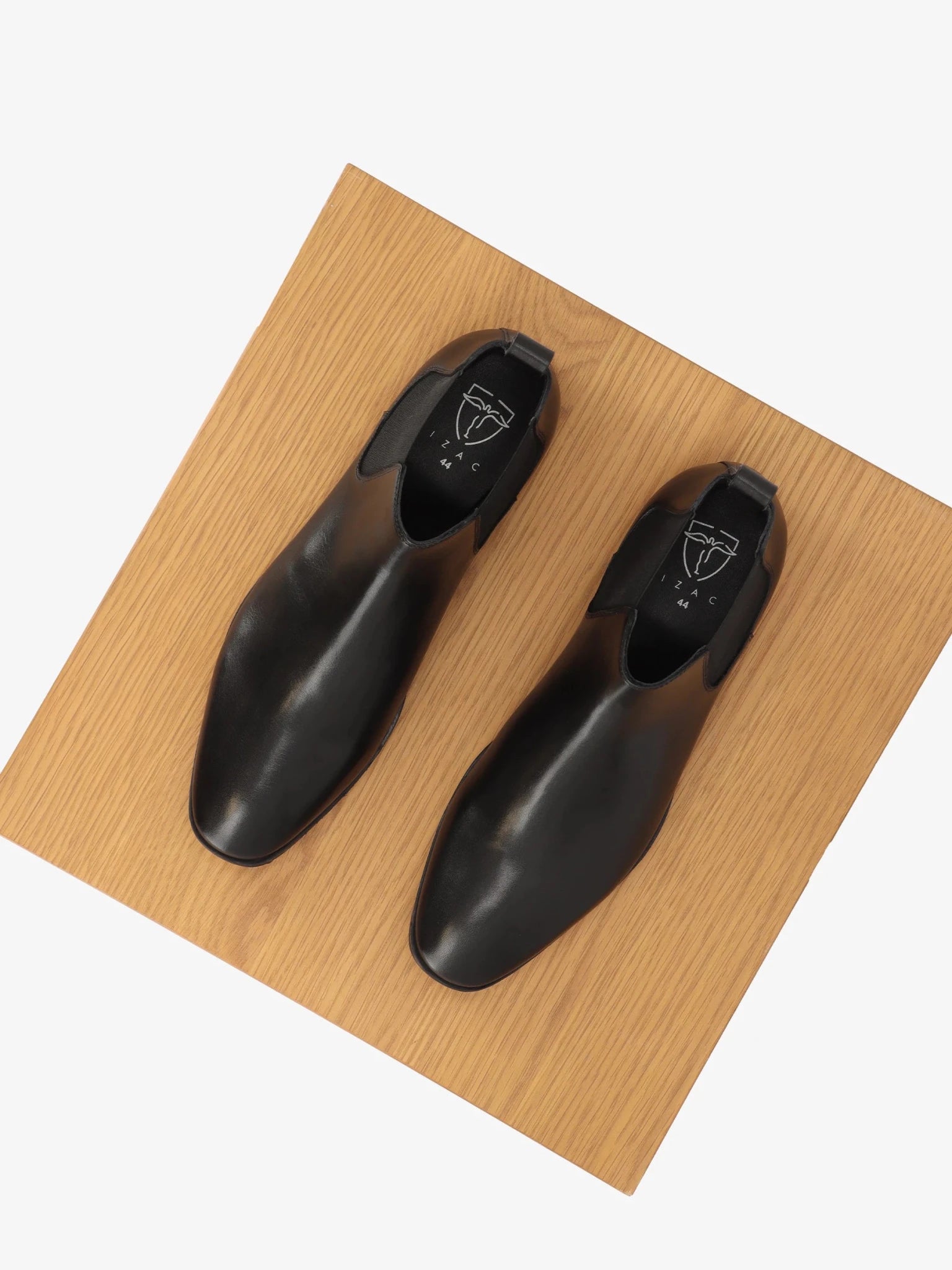Bottine chelsea en cuir lisse noir - IZAC