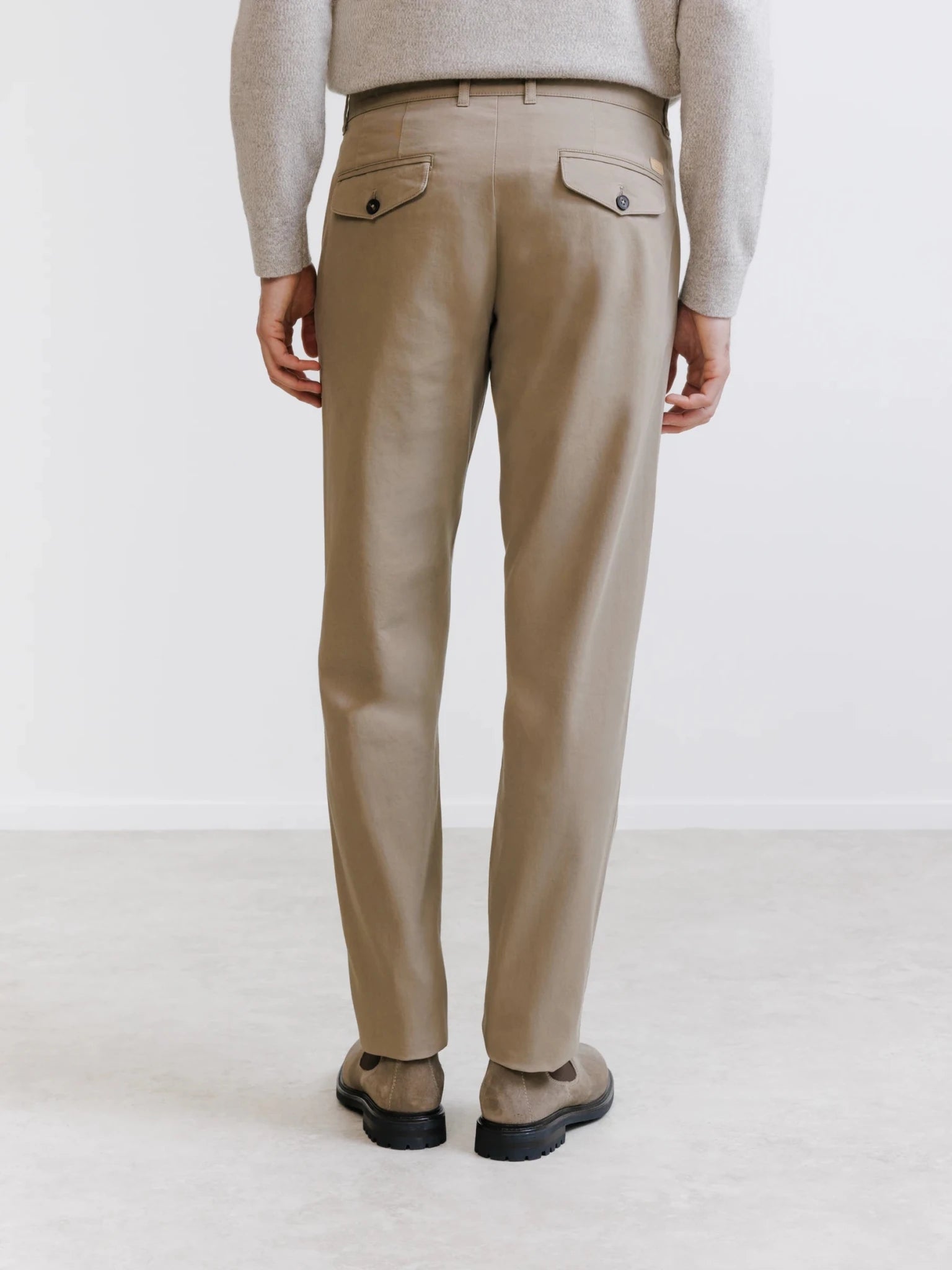 Pantalon chino à plis taupe - IZAC