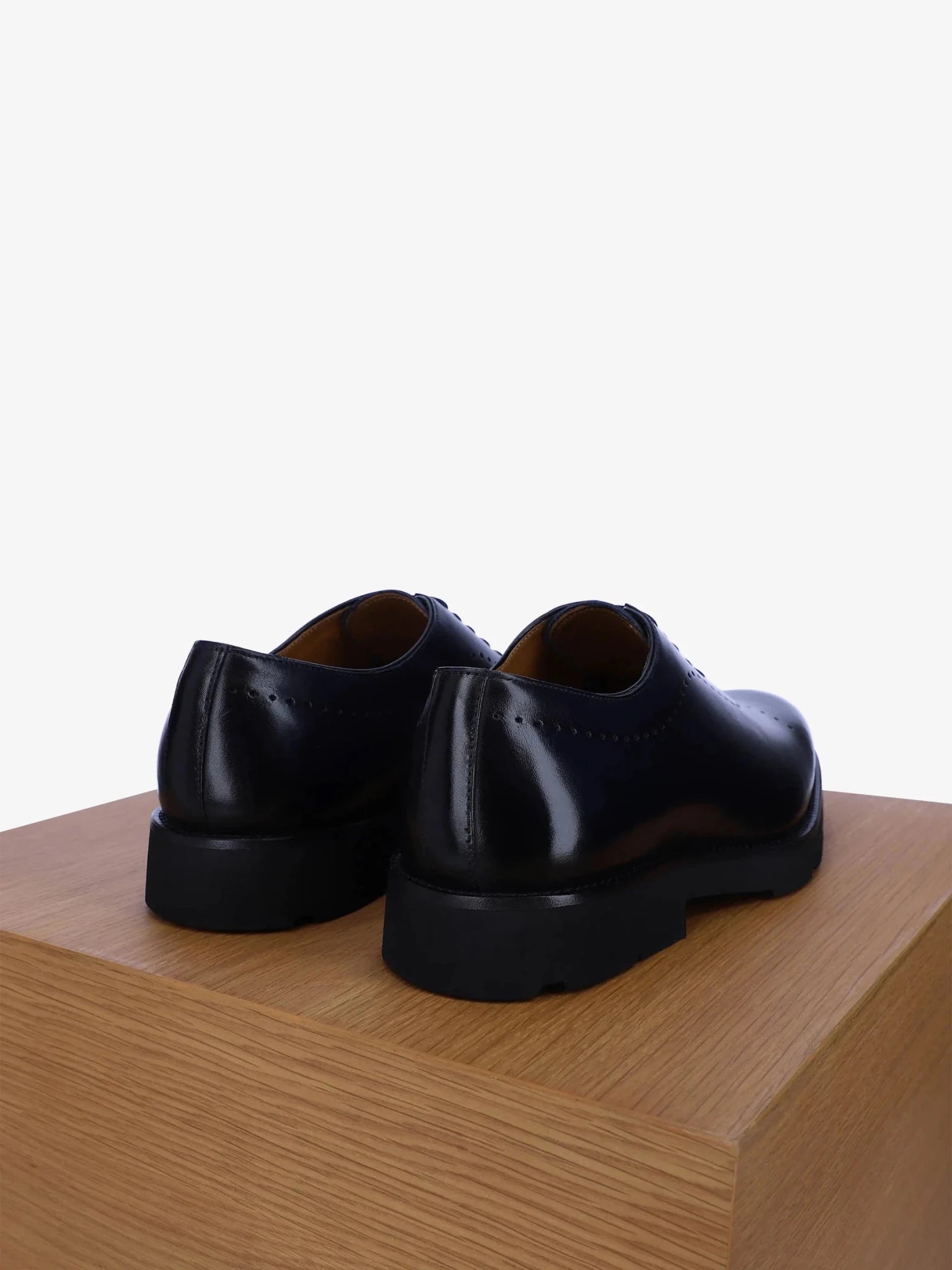Richelieu en cuir marine - IZAC