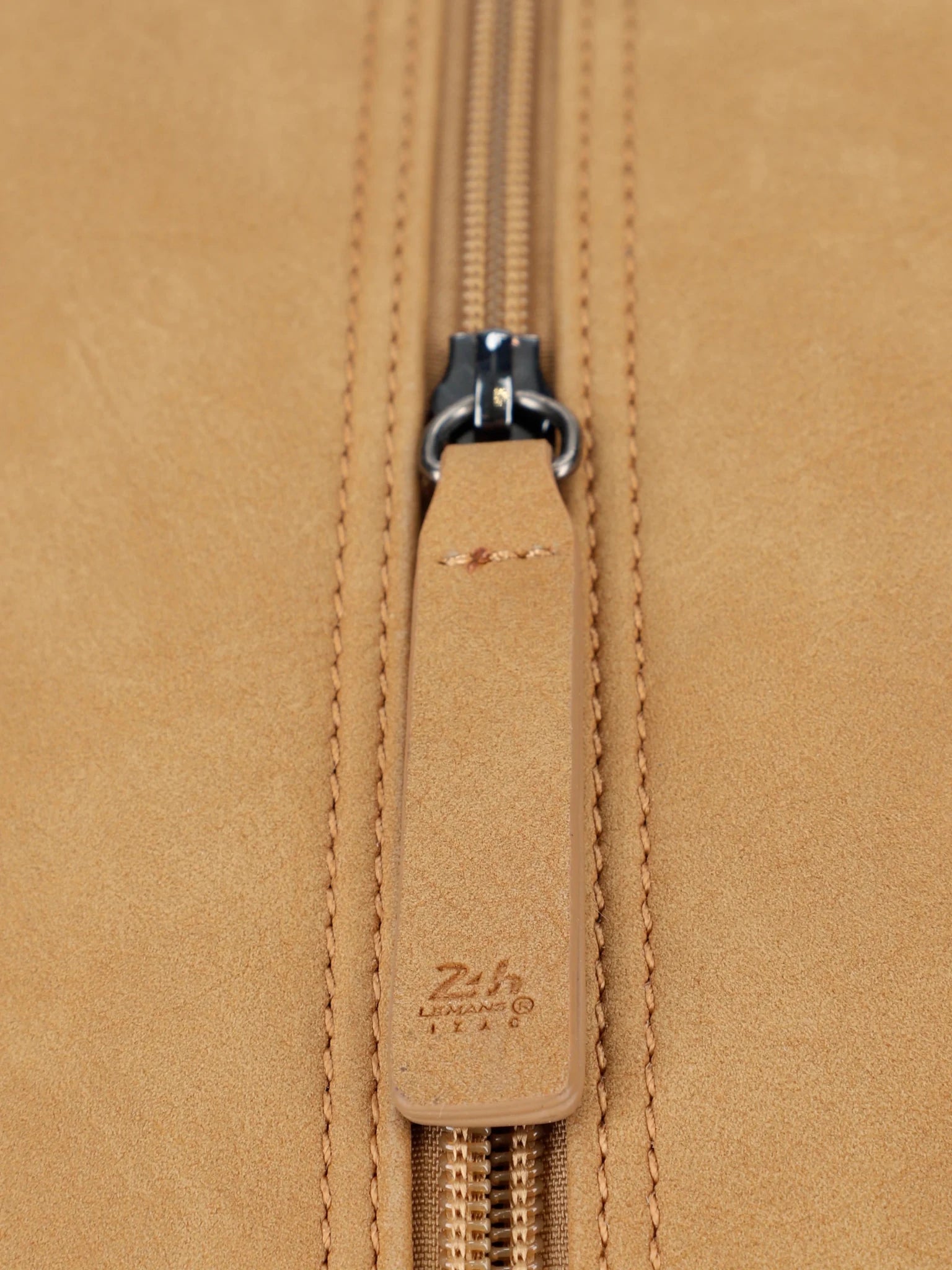 Trousse de toilette camel 24h Le Mans - IZAC