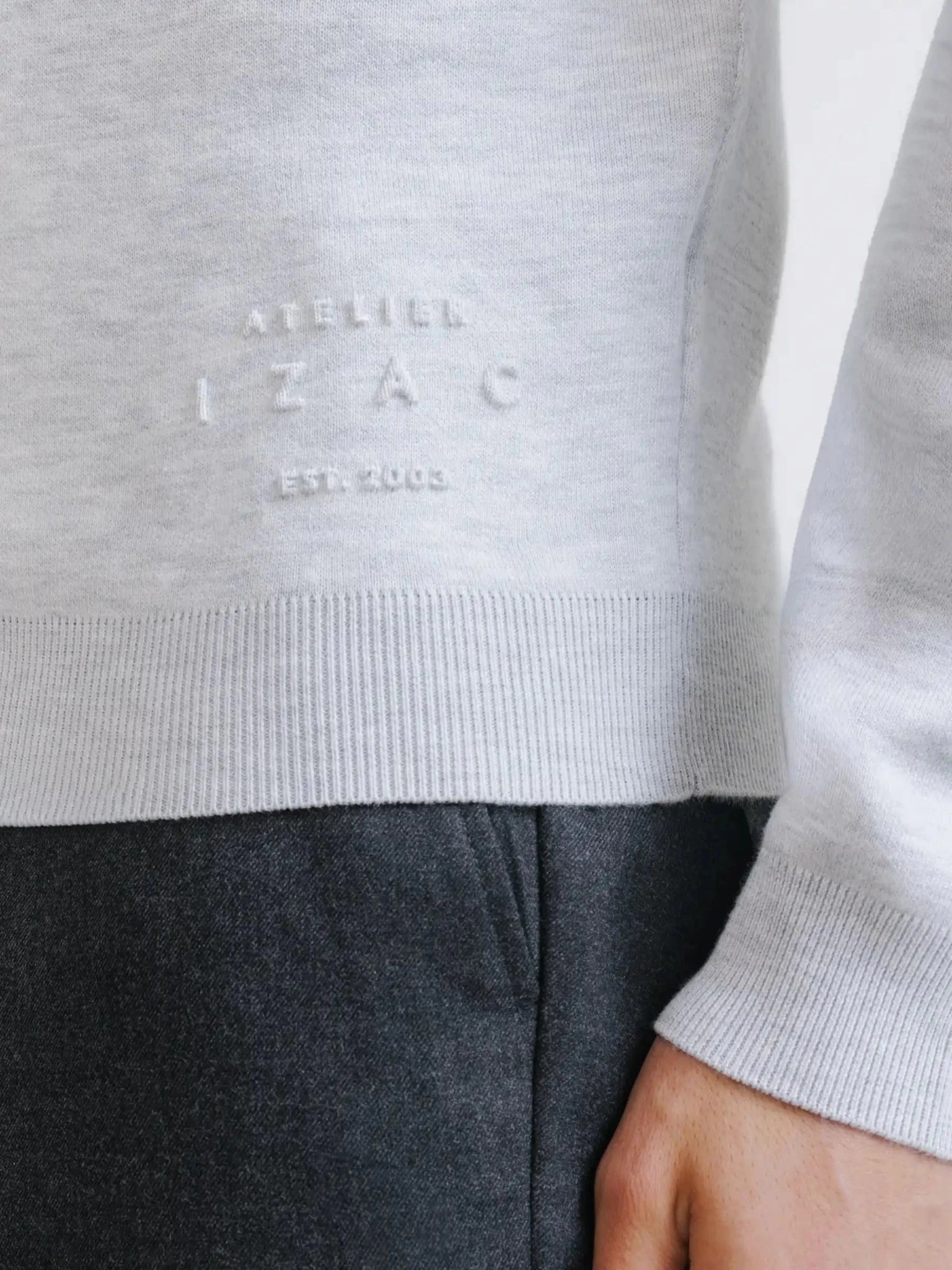 Pull à col demi-zippé gris clair - IZAC