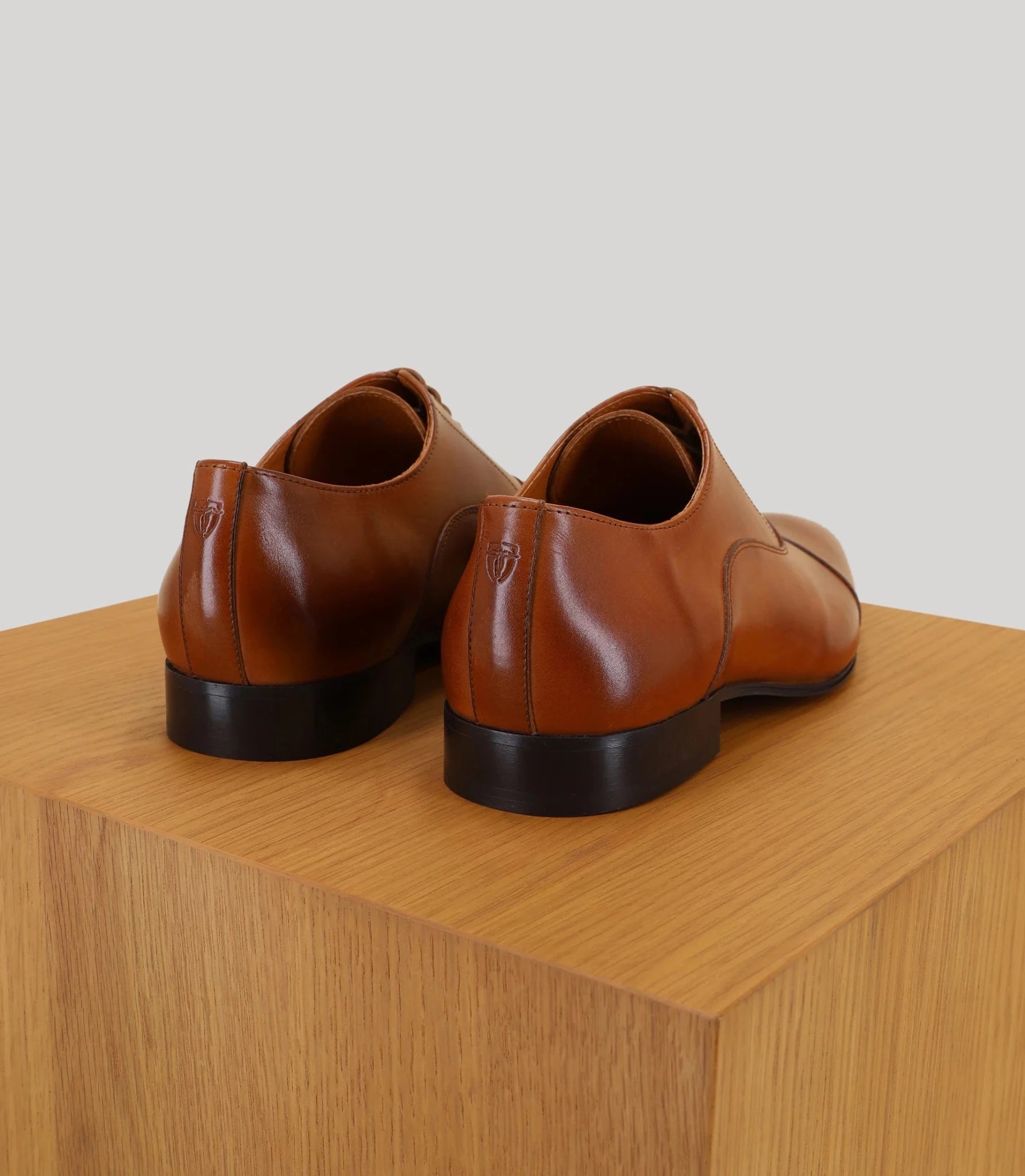 Richelieu en cuir marron - IZAC