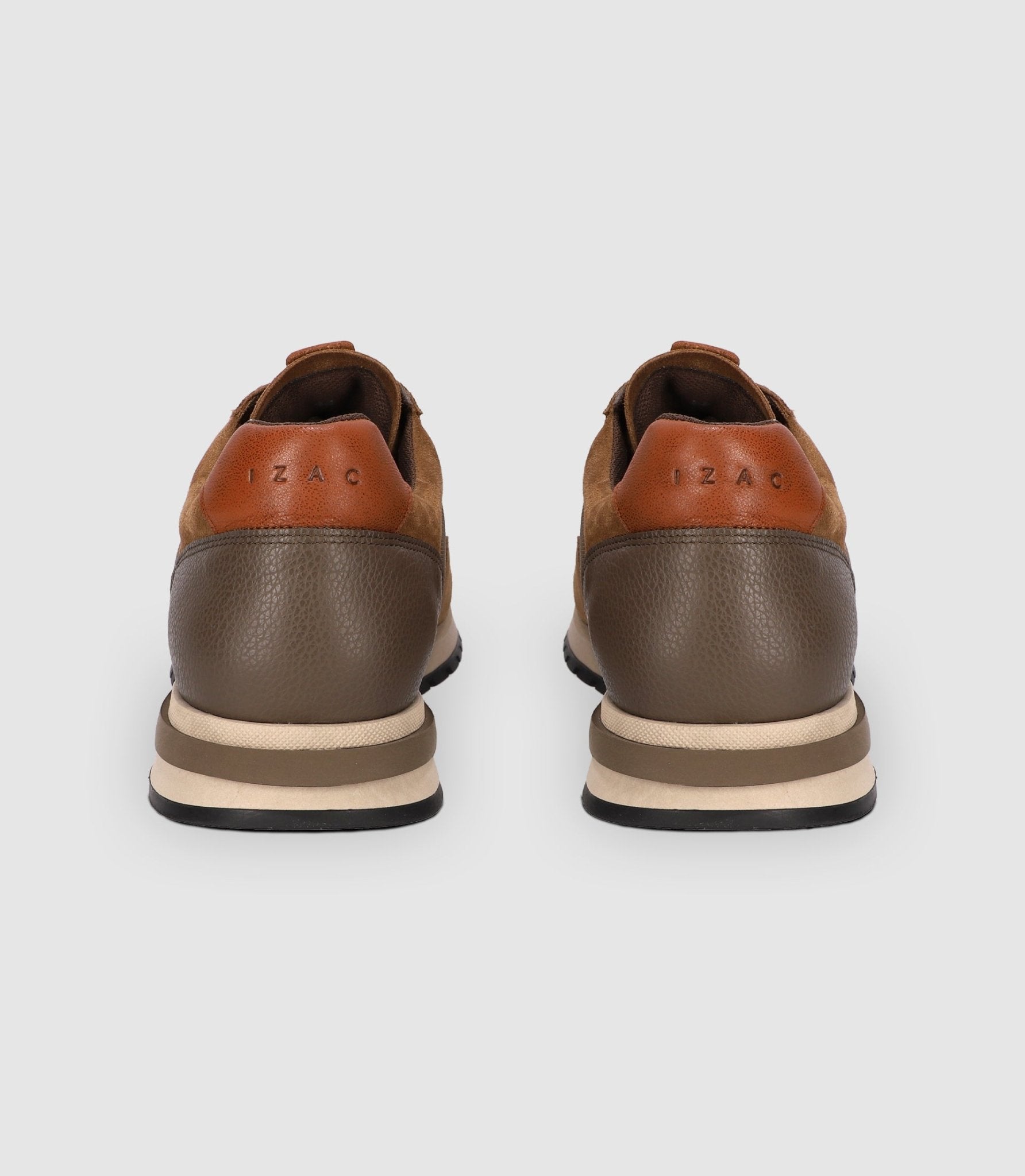 Chaussures sneakers en cuir beige - IZAC