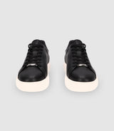 Chaussures sneakers à lacets en cuir noires - IZAC