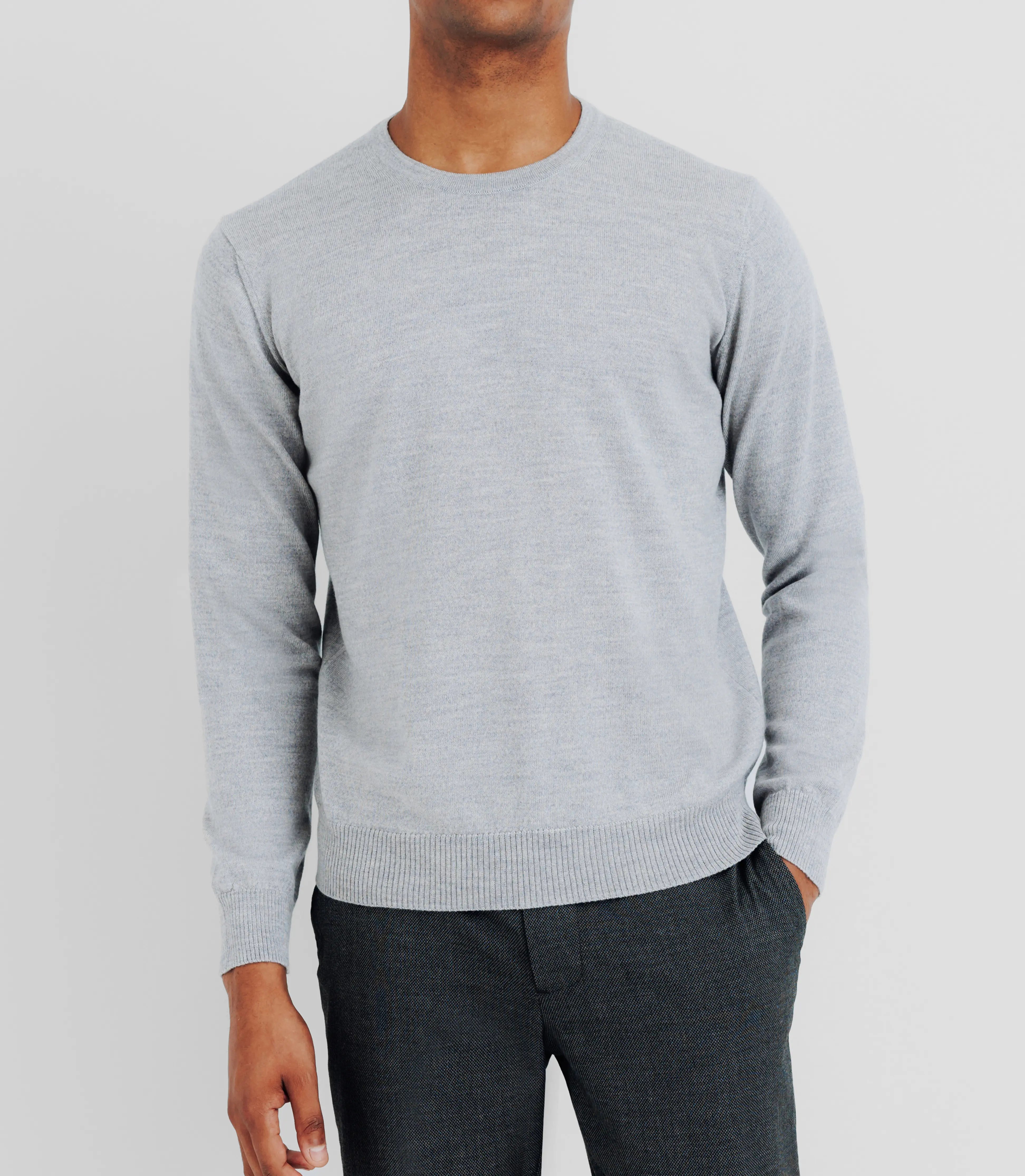 Pull en laine mérinos col rond gris - IZAC