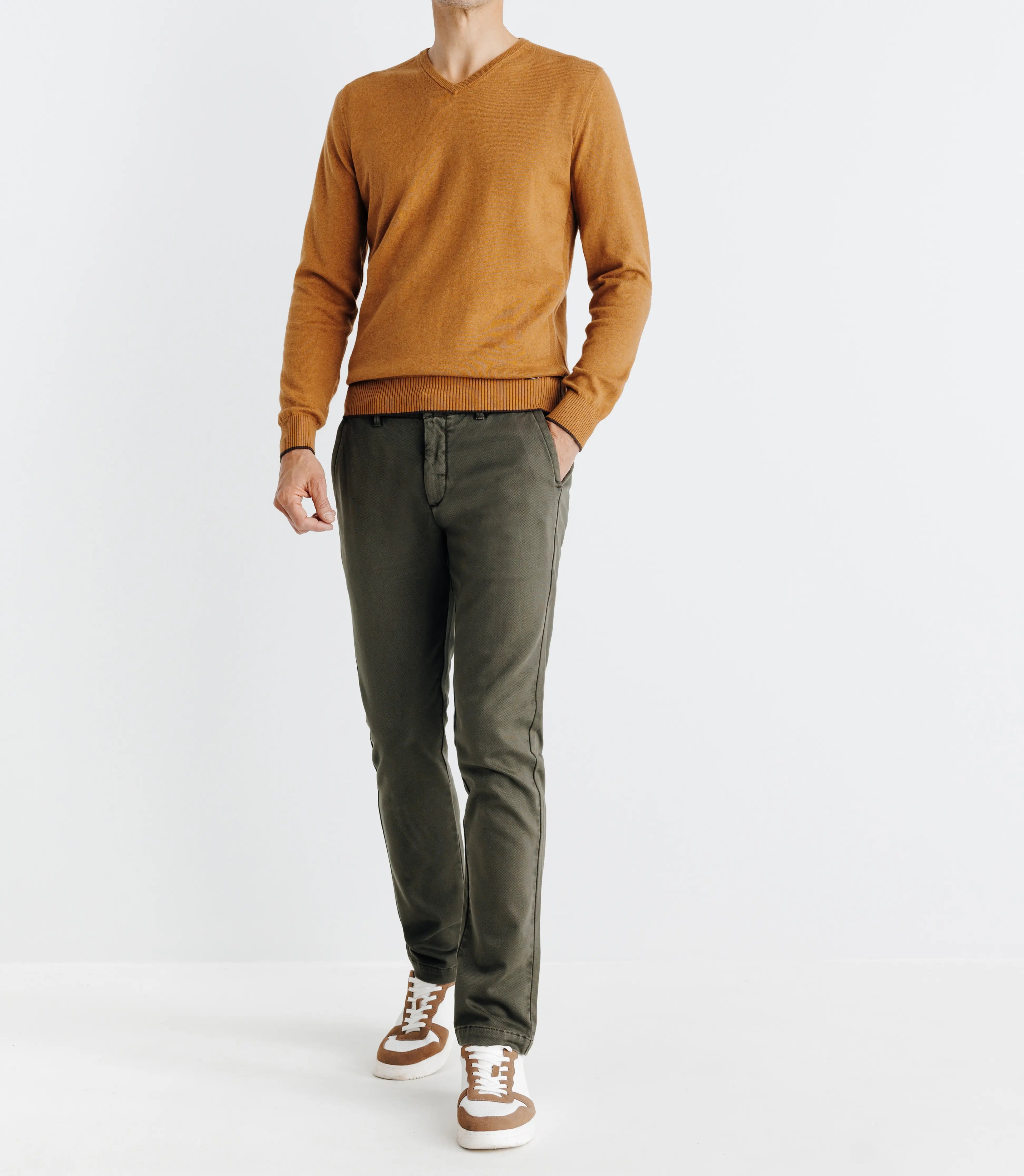 Pull col V manches longues camel - IZAC