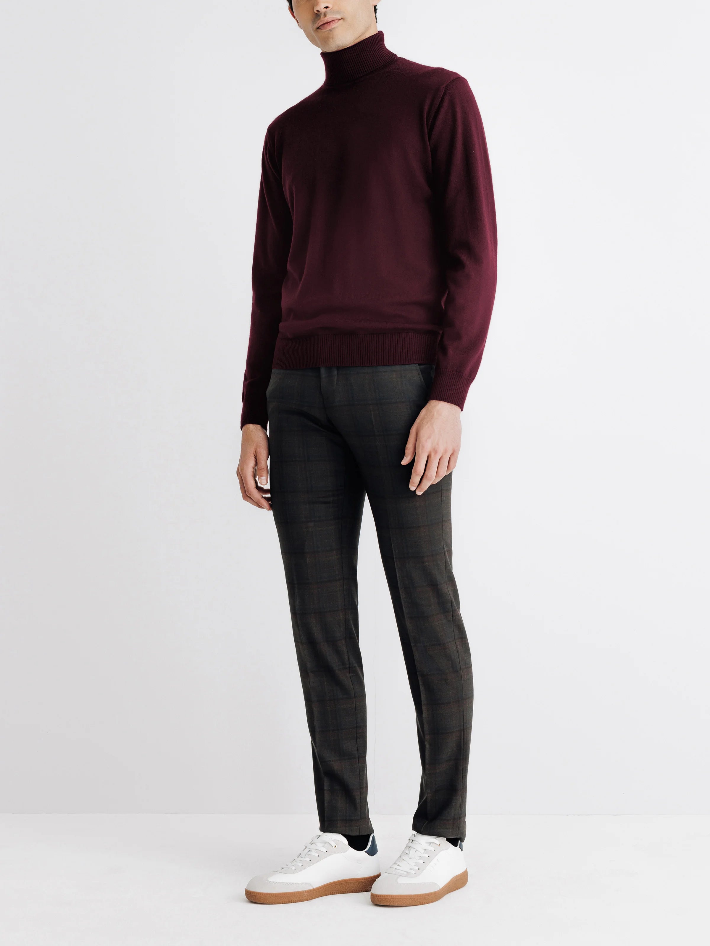 Pull col roulé bordeaux - IZAC