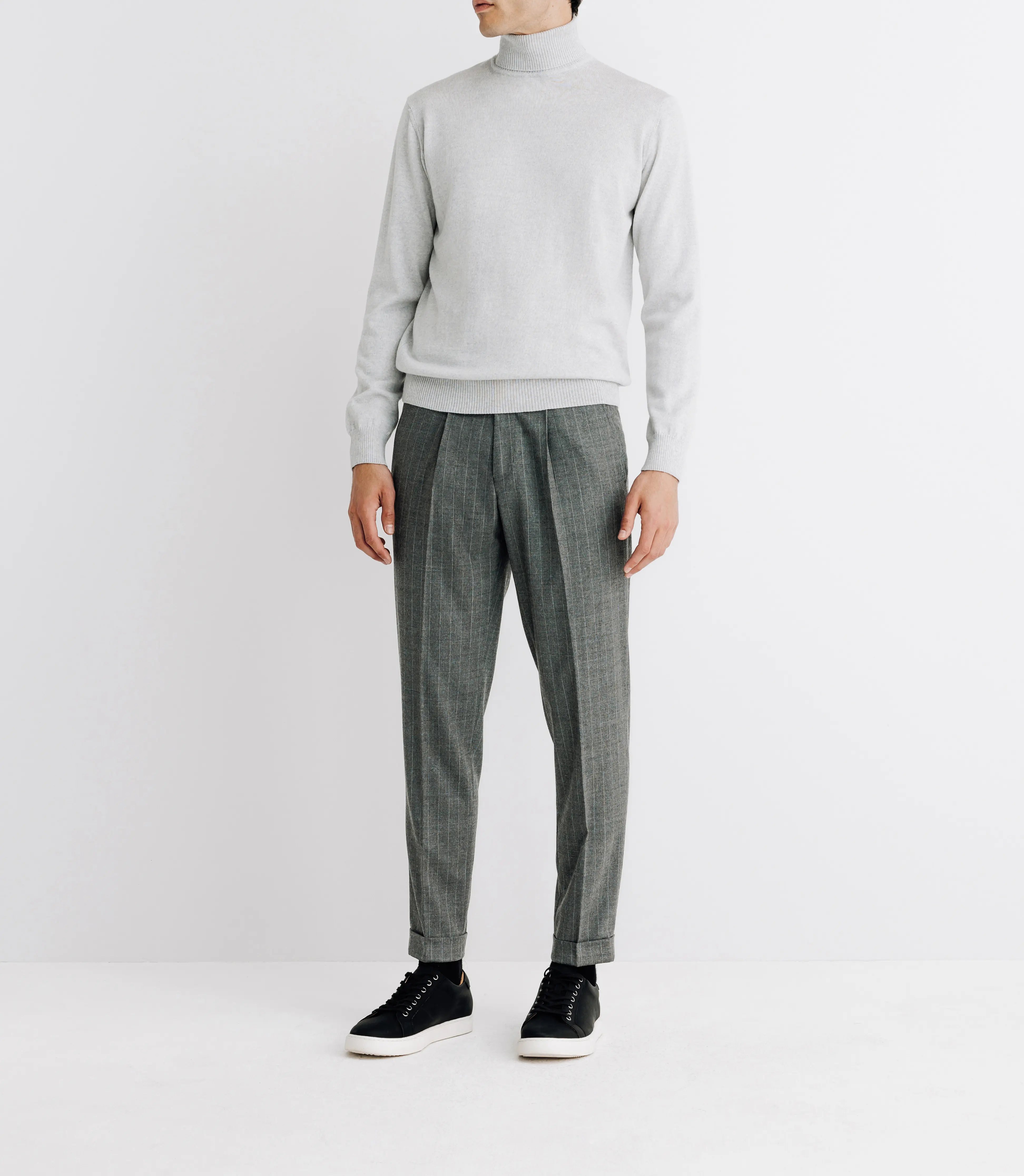 Pull col roulé en laine mérinos gris - IZAC