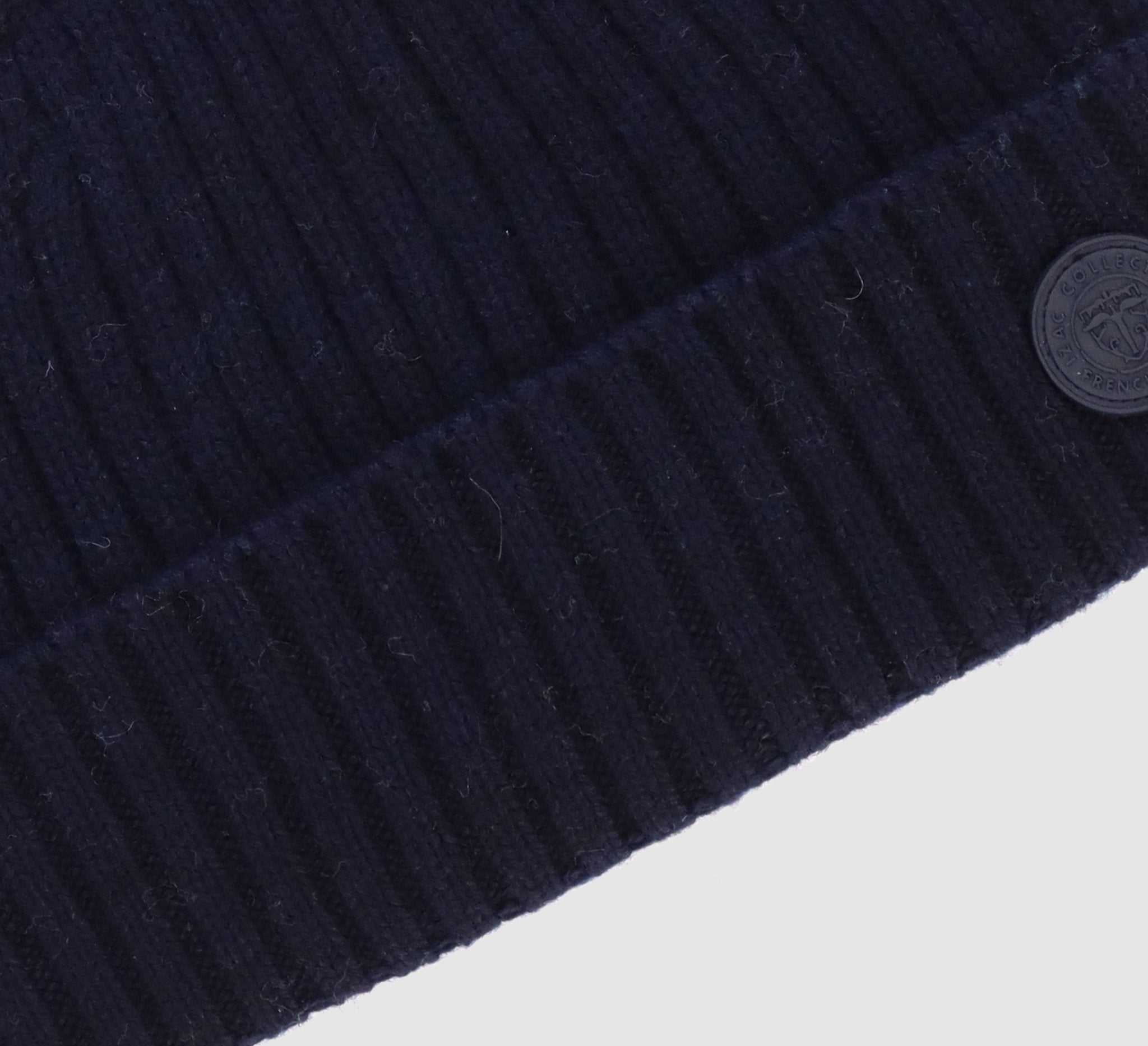 Bonnet en maille marine YATCH - IZAC