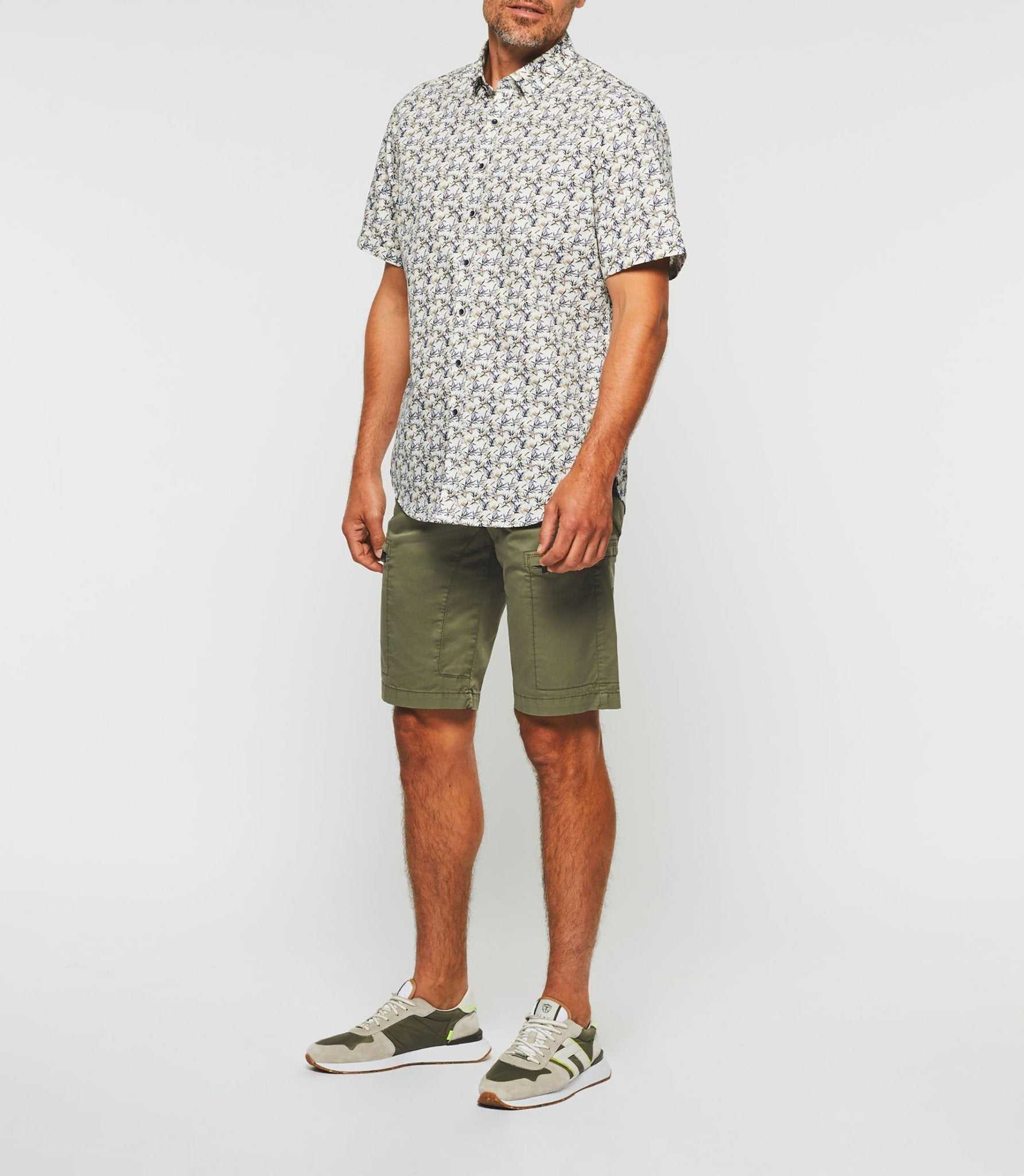 Chemise manches courtes blanche et bleue "Kerane" - IZAC