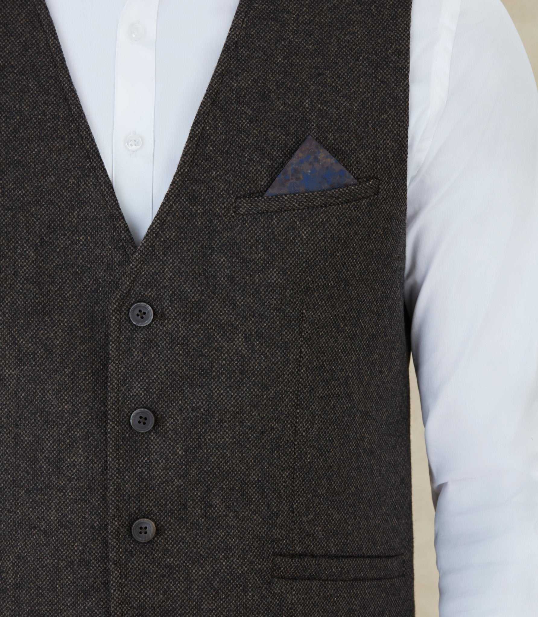 Gilet en tweed chocolat "Qualargo" - IZAC